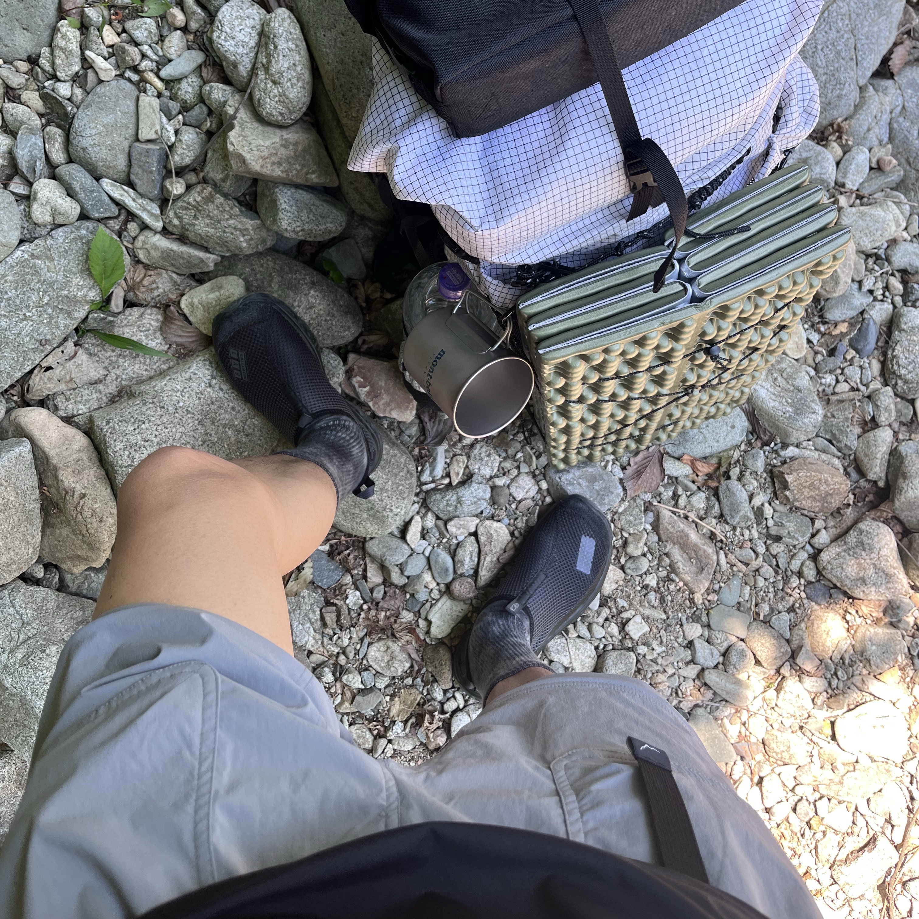Salomon RX Moc 3.0 Suede Black Magnet, Supreme x Stone Island Camp Cap Black - 23FW 착용 스타일 - 2
