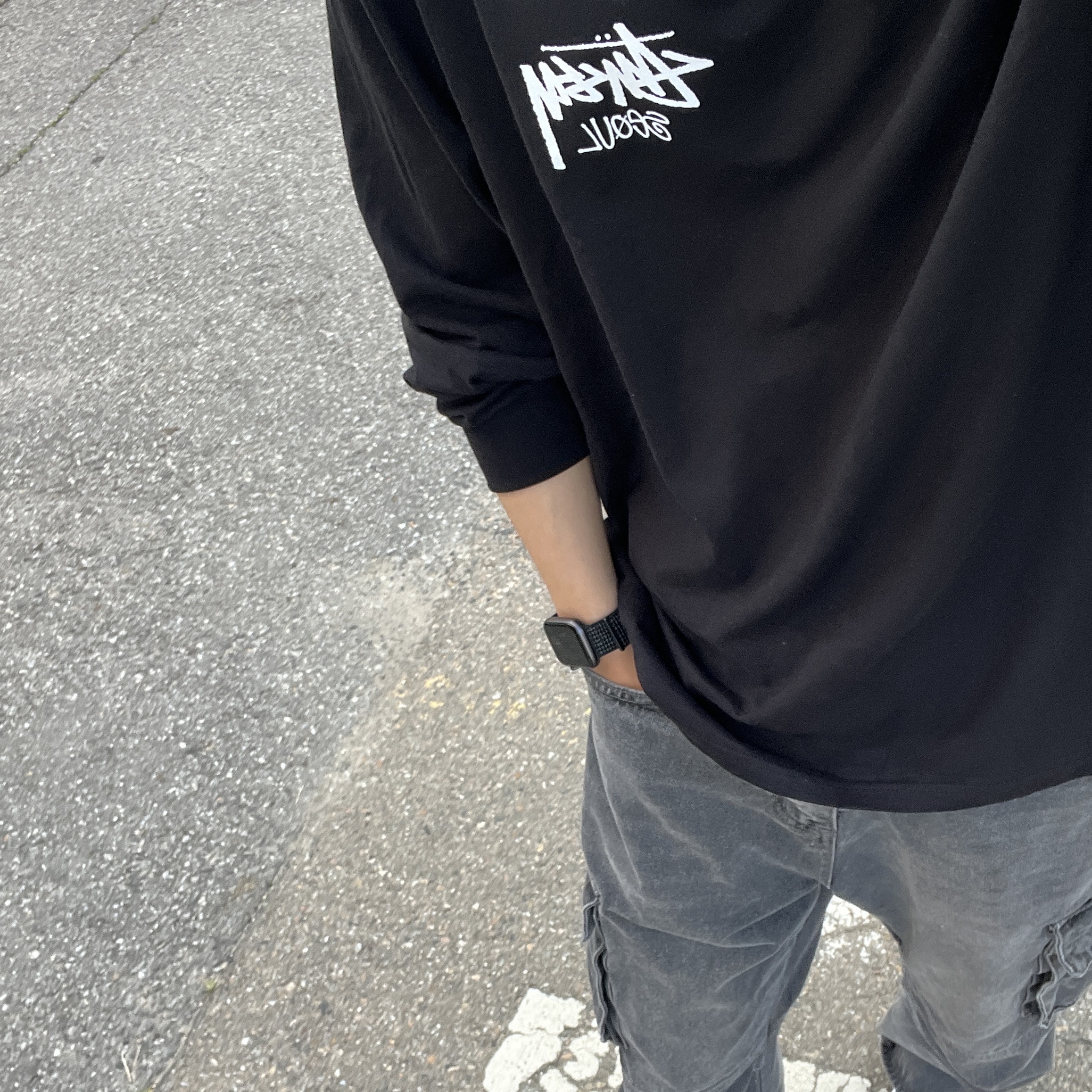 Stussy Stock Seoul LS T-Shirt Black 착용 스타일