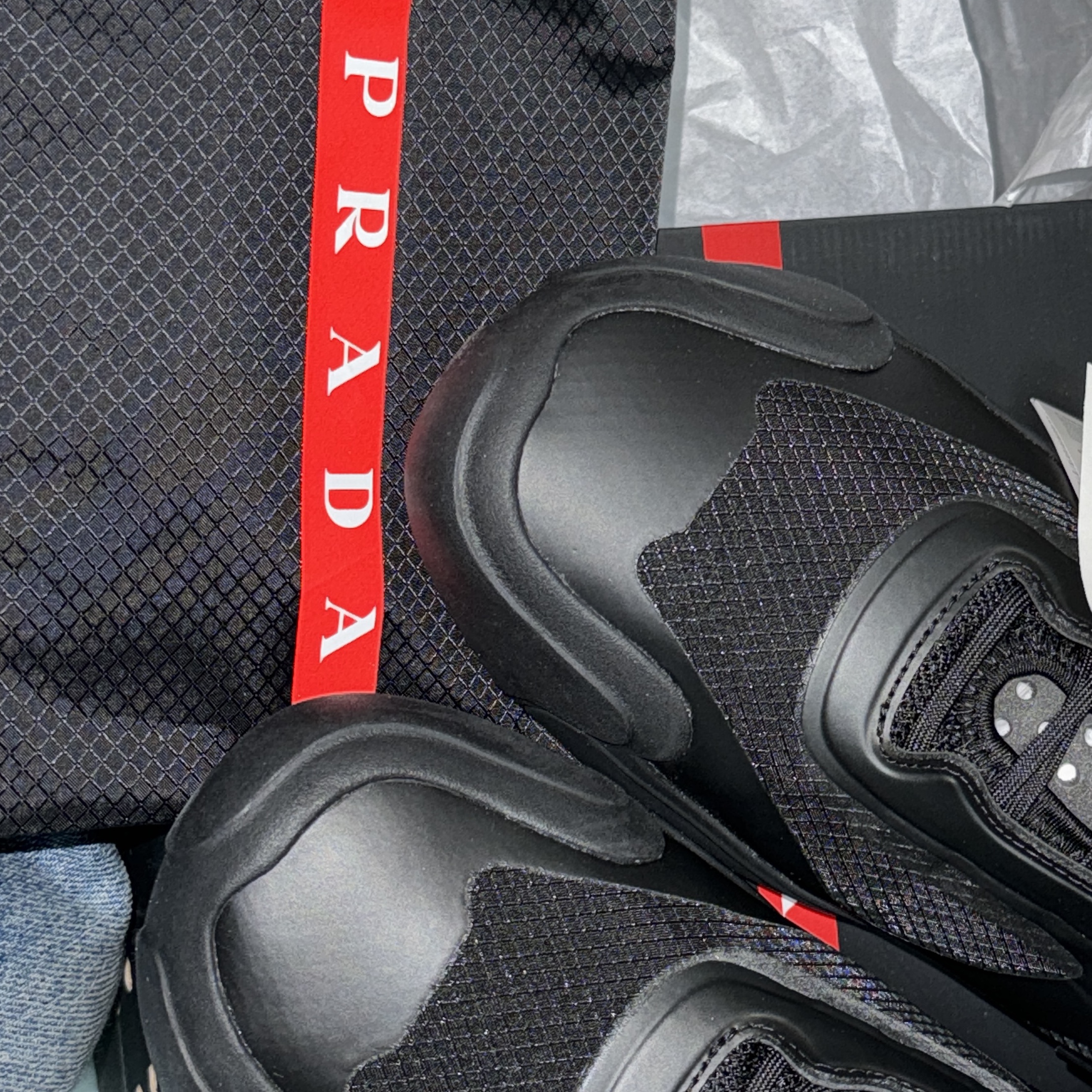 Adidas x Prada A+P Luna Rossa 21 Black 착용 스타일 - 3