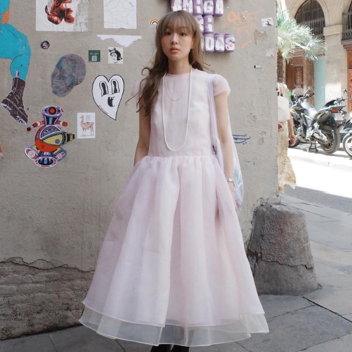 [KREAM 단독 / 예약 배송] FLETTA 92 Organza Dress Black, [KREAM 단독 / 예약 배송] FLETTA 92 Organza Dress Lavender 착용 스타일