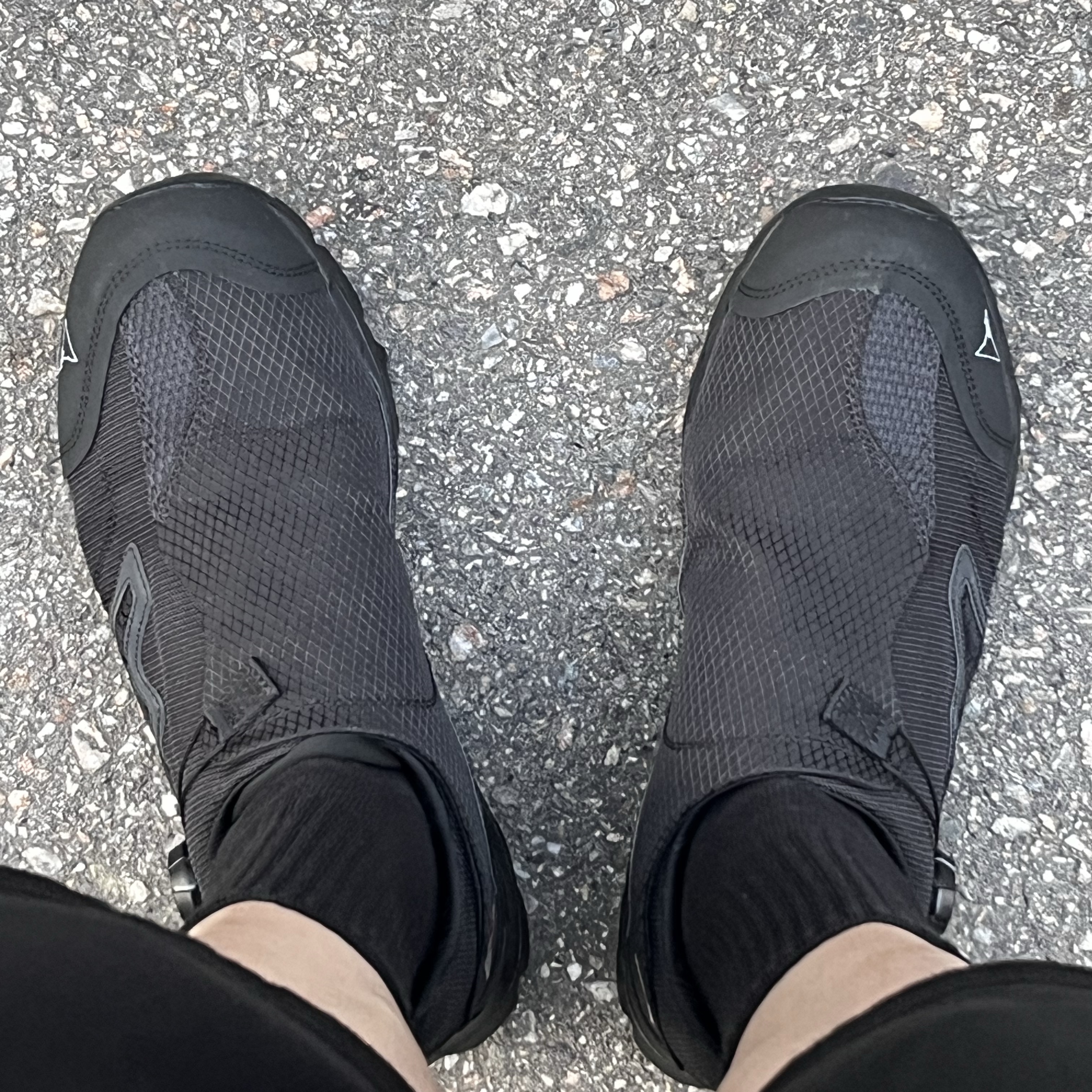 Roa Hiking Minaar Black 착용 스타일