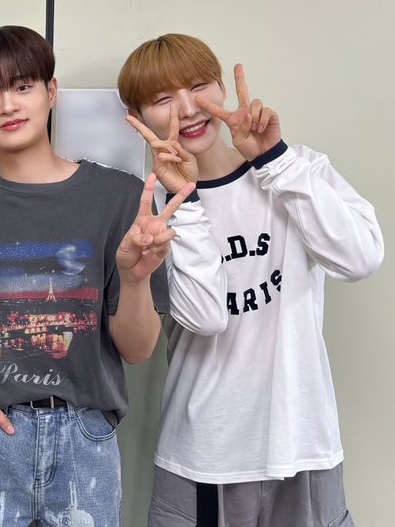 [KREAM 단독] Birthdaysuit BDS Paris Ringer T-Shirt Off White 착용 스타일