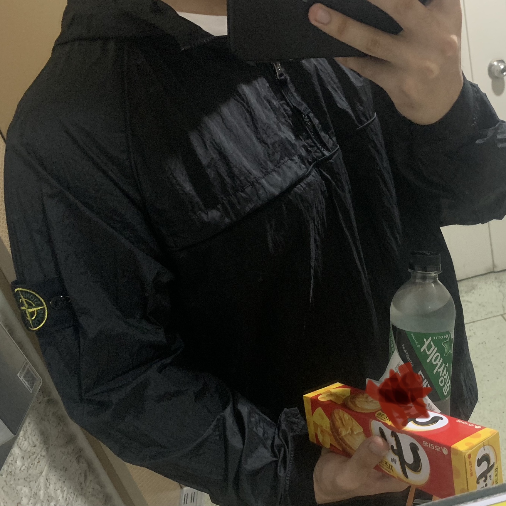 Stone Island 41720 Nylon Metal Garment Dyed Packable Hooded Blouson Black - 22SS 착용 스타일