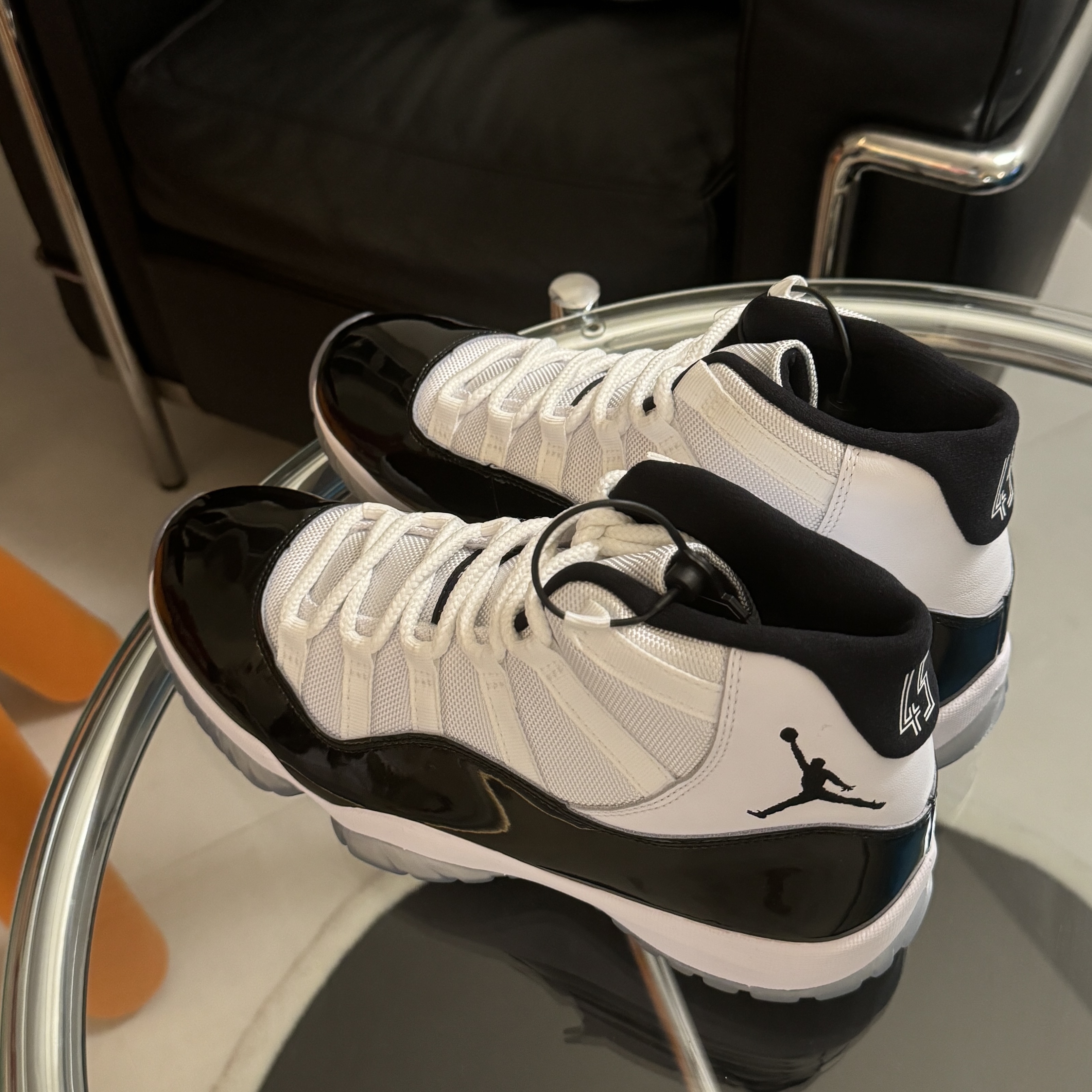 Jordan 11 Retro Concord 2018 착용 스타일