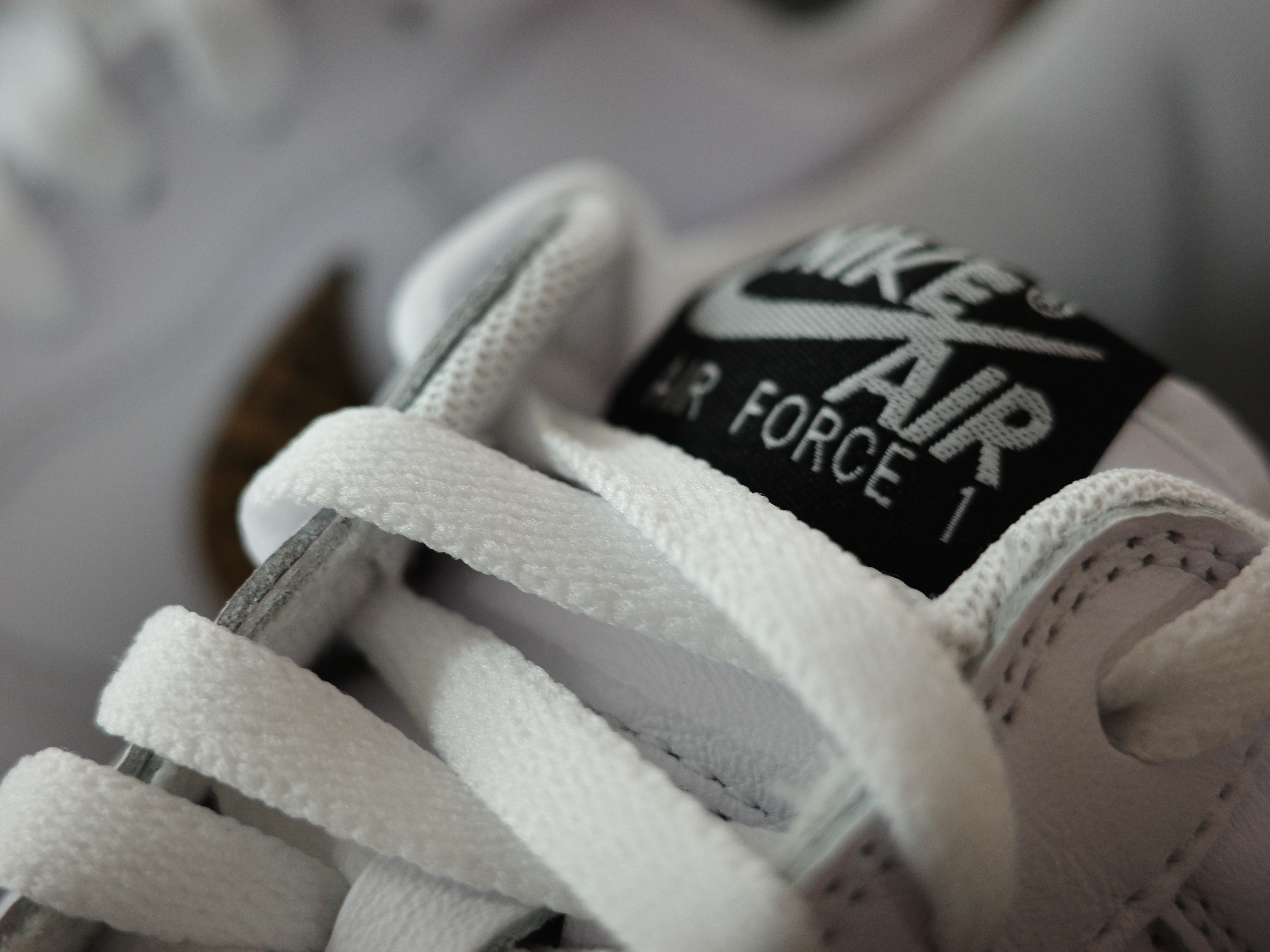 Nike Air Force 1 Low Retro PRM QS Ivory Snake 2024 착용 스타일 - 5
