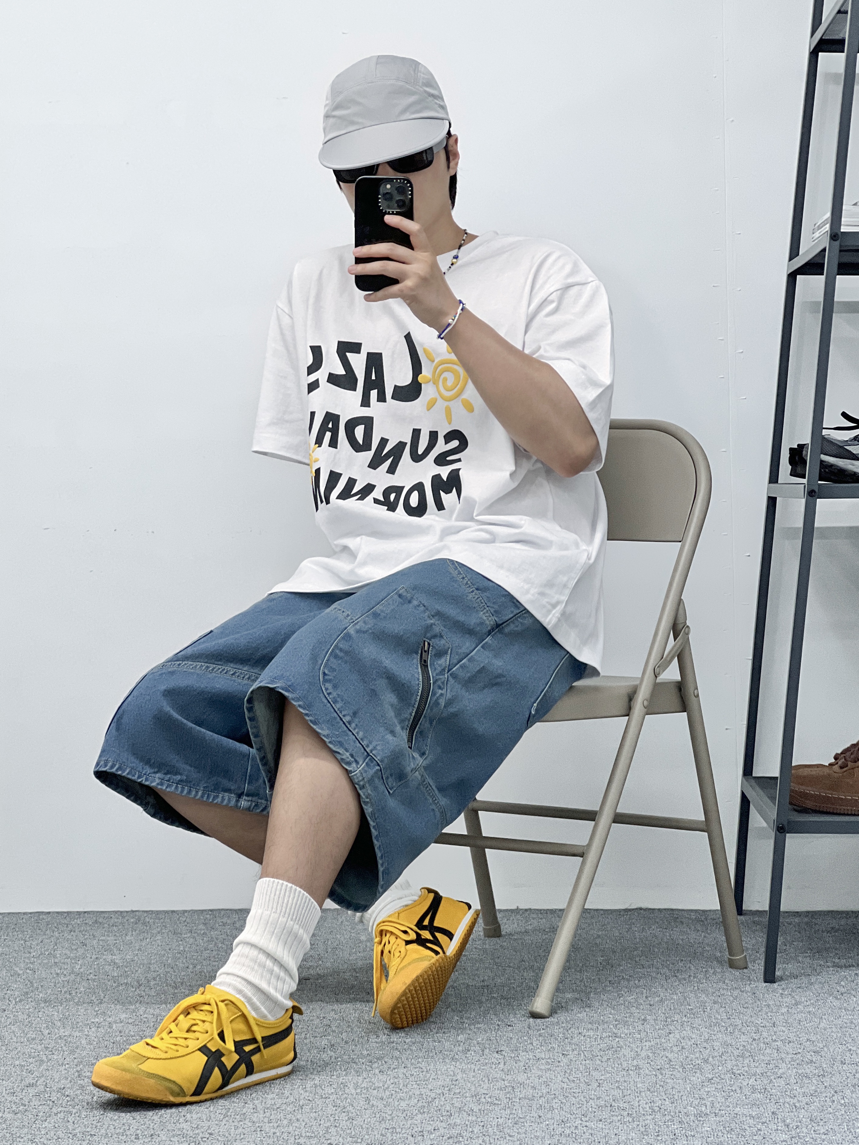 Onitsuka Tiger Mexico 66 Yellow Black 착용 스타일 - 1