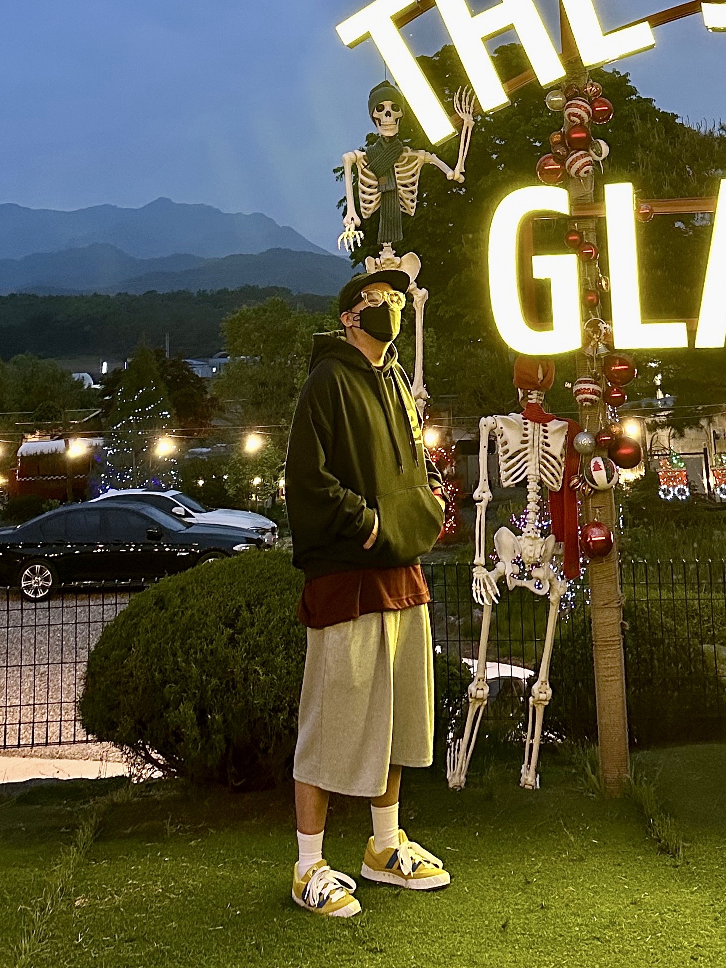 Adidas Adimatic Bright Yellow Blue 착용 스타일