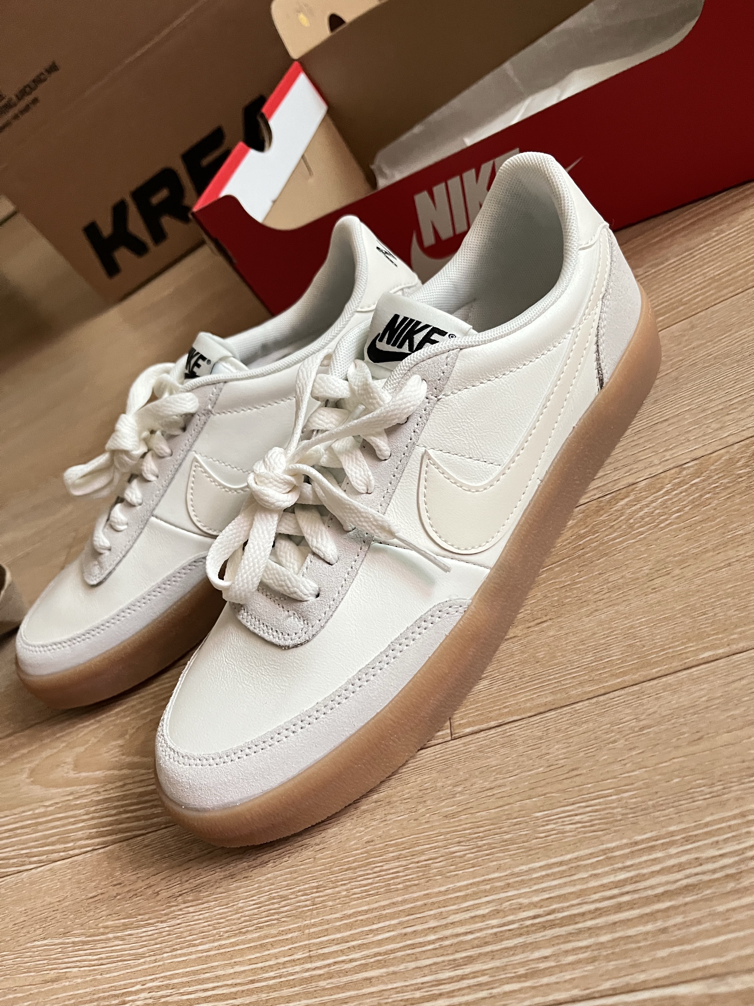 Nike Killshot 2 Leather Sail Gum 착용 스타일