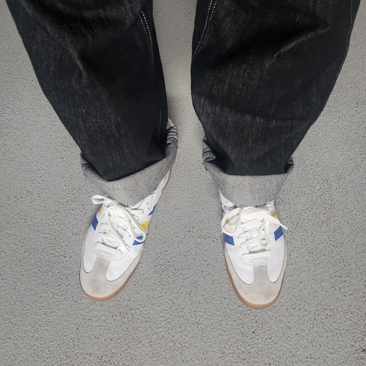 Adidas Samba Team Leeds United FC 착용 스타일 - 1
