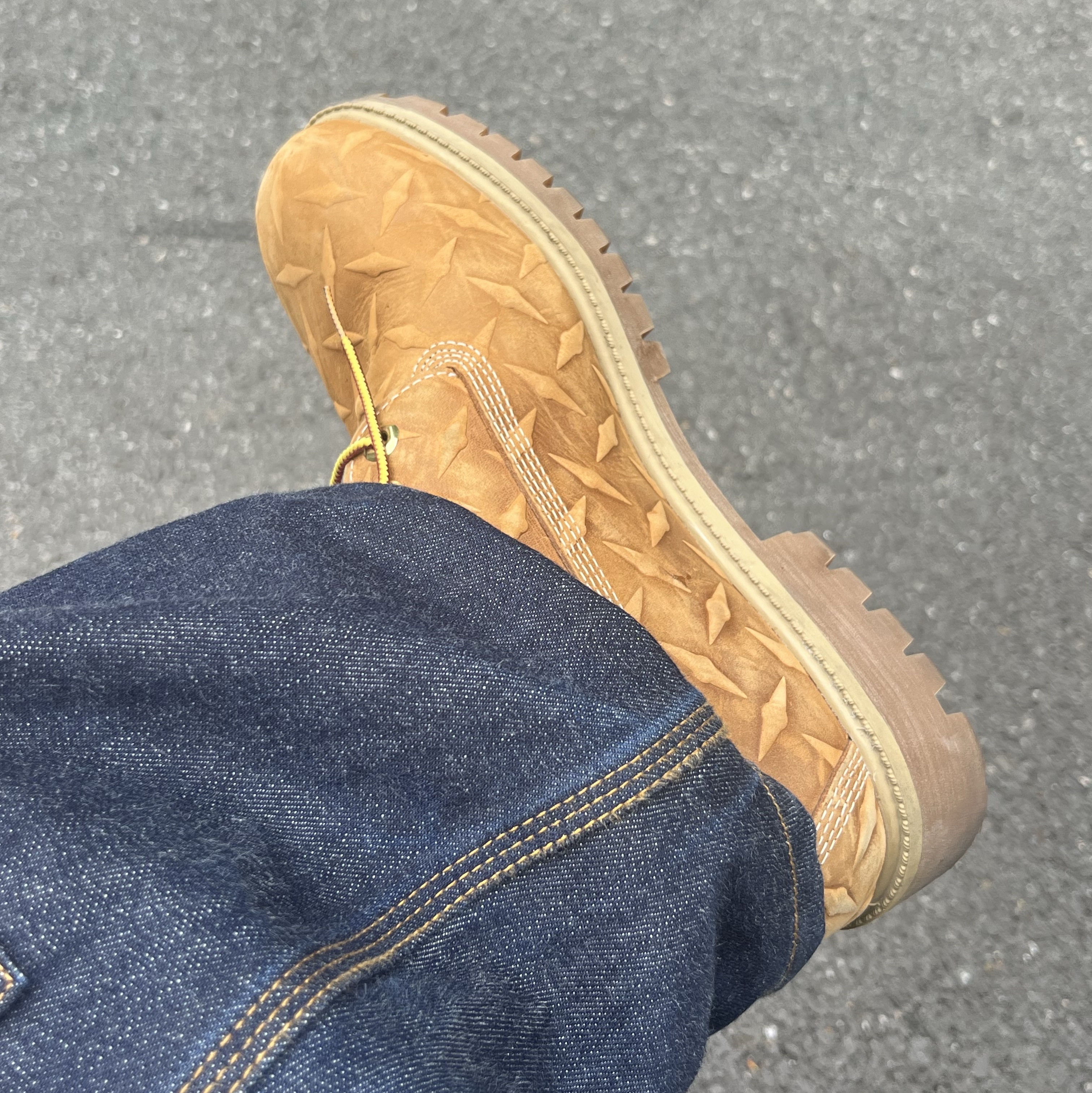 Timberland x Supreme Diamond Plate 6 Inch Premium Waterproof Boot Wheat - 23FW - Medium 착용 스타일 - 3
