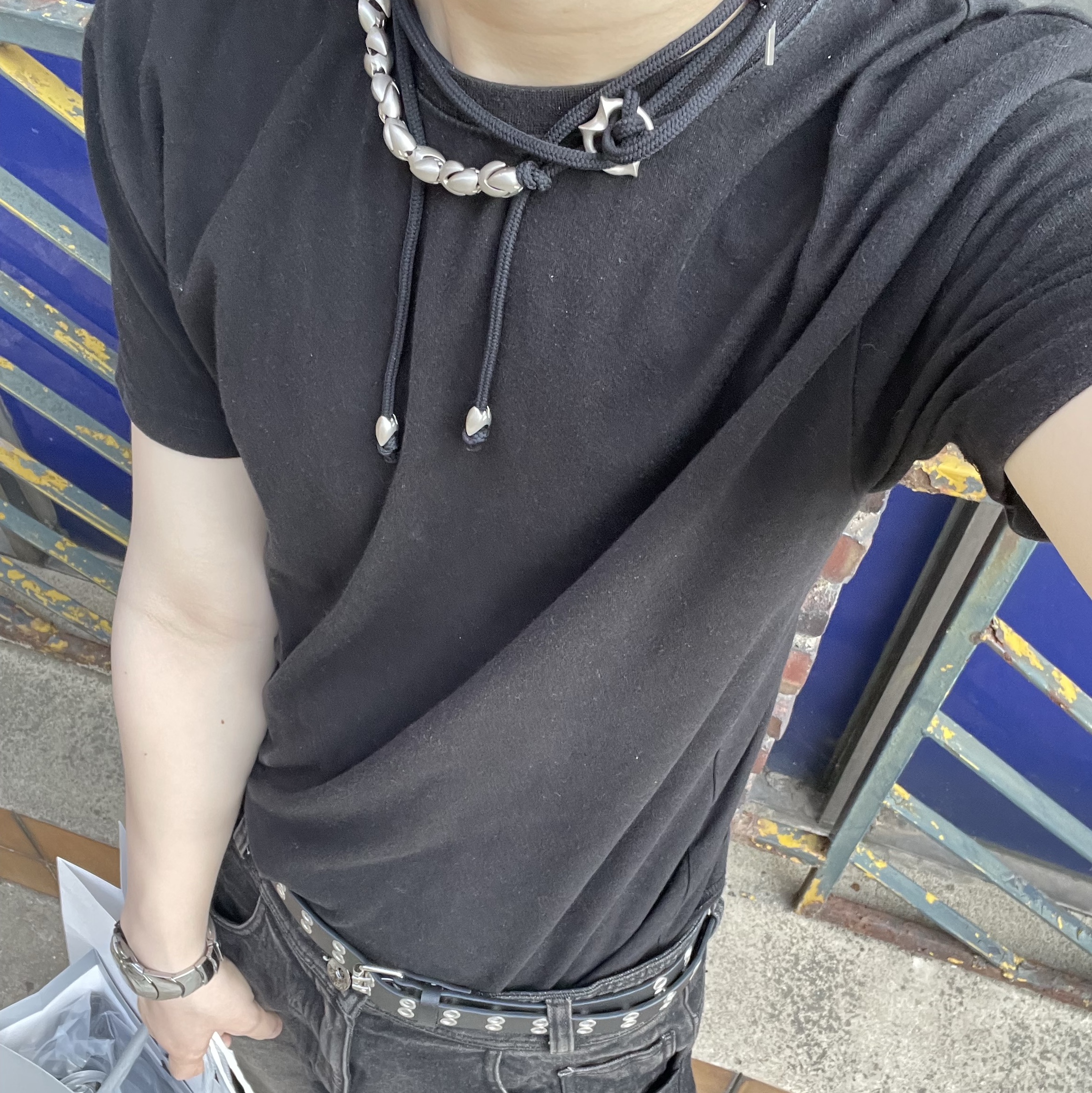 Balenciaga Defender Sneakers Black 착용 스타일 - 5