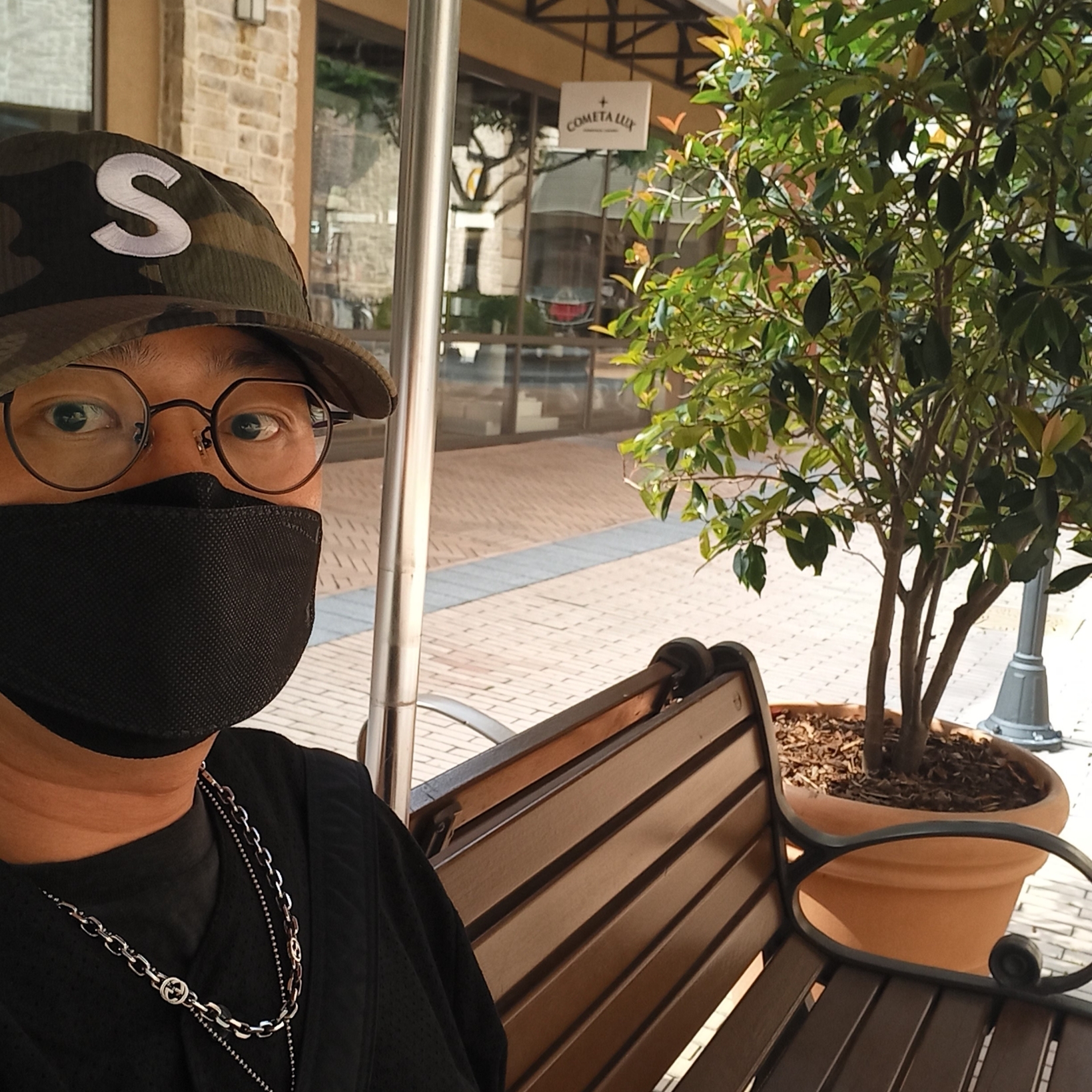 Supreme Seersucker S Logo 6-Panel Woodland Camo - 24SS, Gucci Silver Necklace With Interlocking G Silver Aged Finish 착용 스타일 - 1