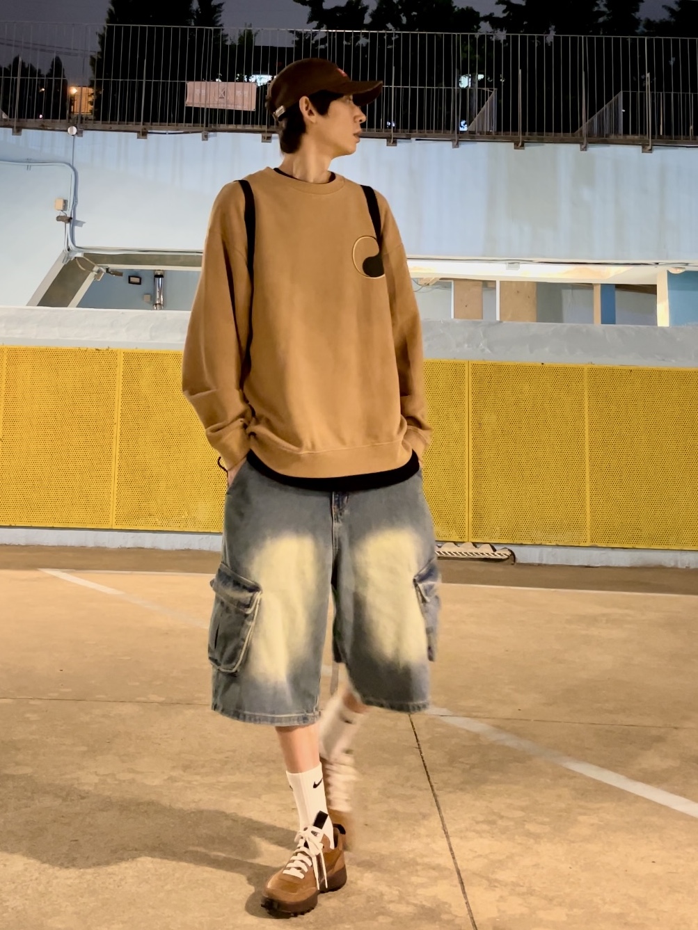 Nike x Tom Sachs General Purpose Shoe Brown, Stussy x Our Legacy Drop Shadow Crew Khaki 착용 스타일 - 3