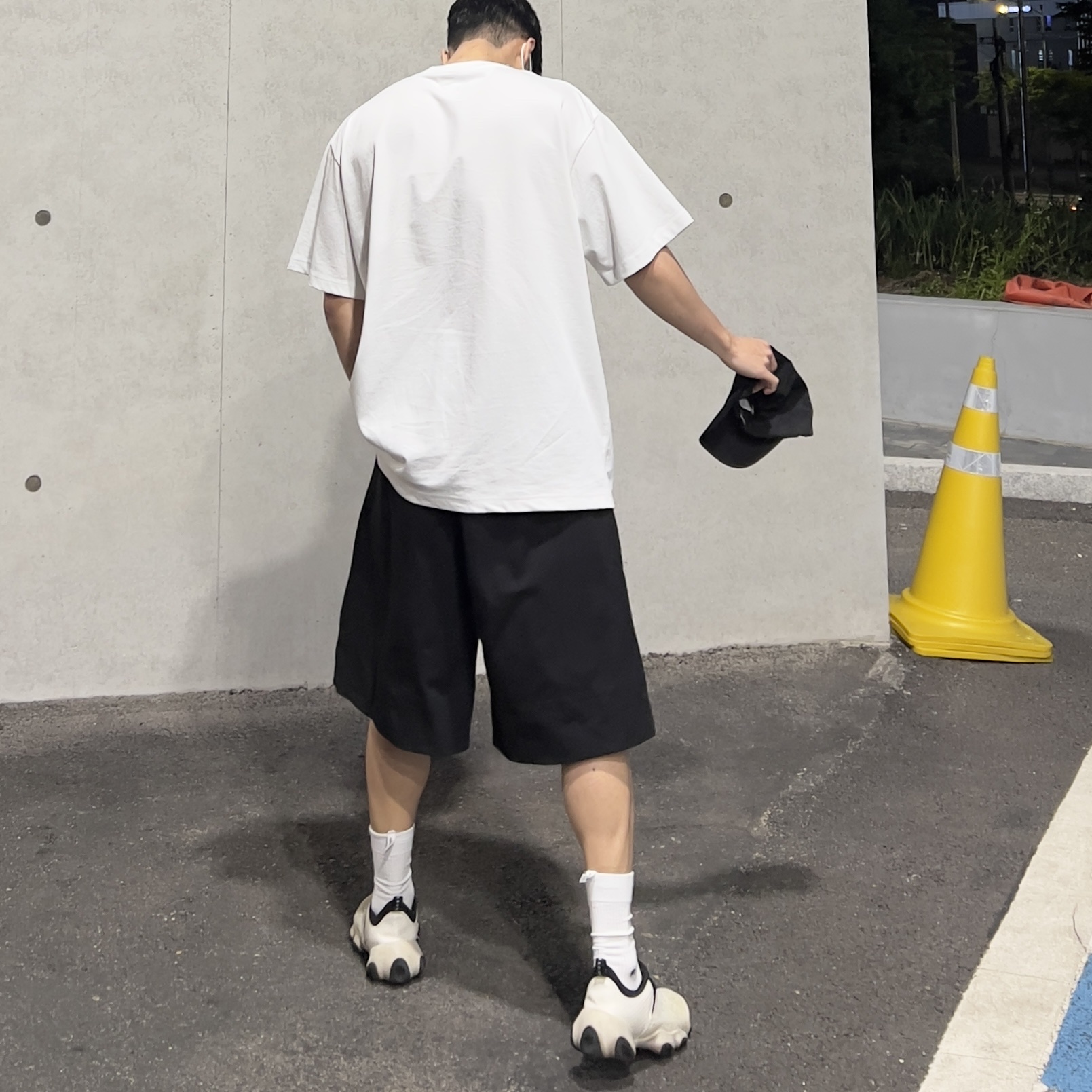 Oakley Factory Team x Brain Dead Flesh Milk Black, Oakley Factory Team x Brain Dead Flesh White Birch 착용 스타일 - 4