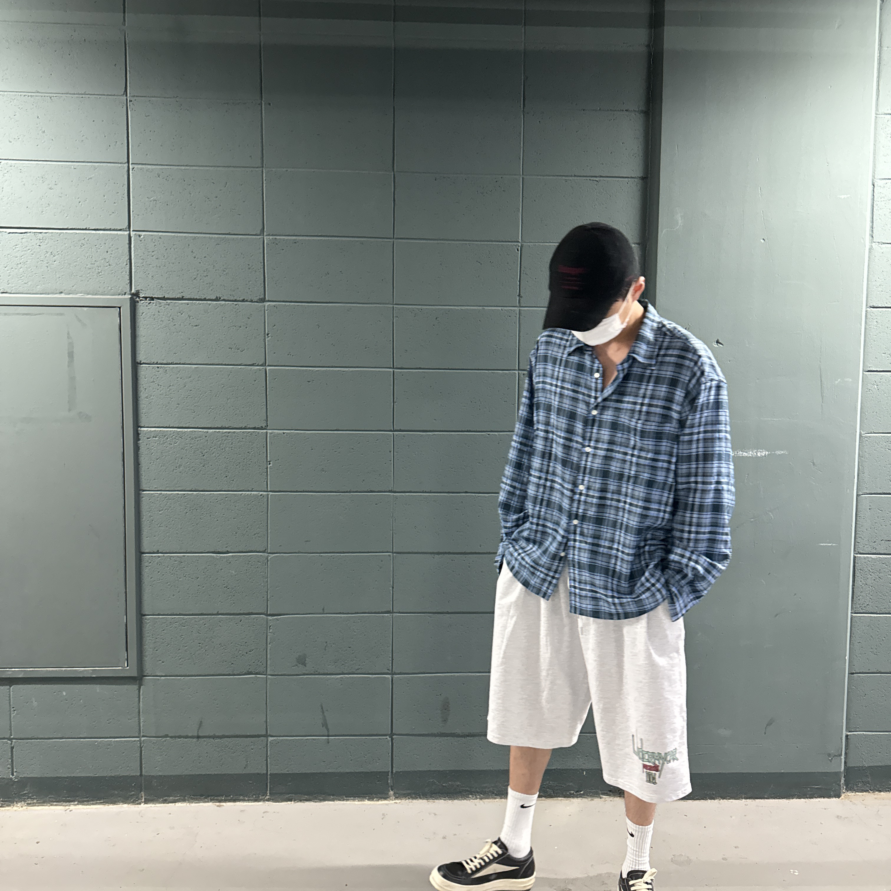 Undermycar POC-001 POC Basic Sweat Shorts Light melange / 001, Undermycar Stuttgart Vintage Washing Ball Cap Black Red - 22SS 착용 스타일