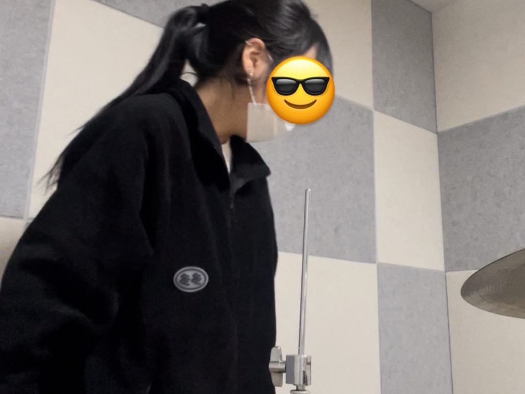 Dada Fleece Jacket Black 착용 스타일