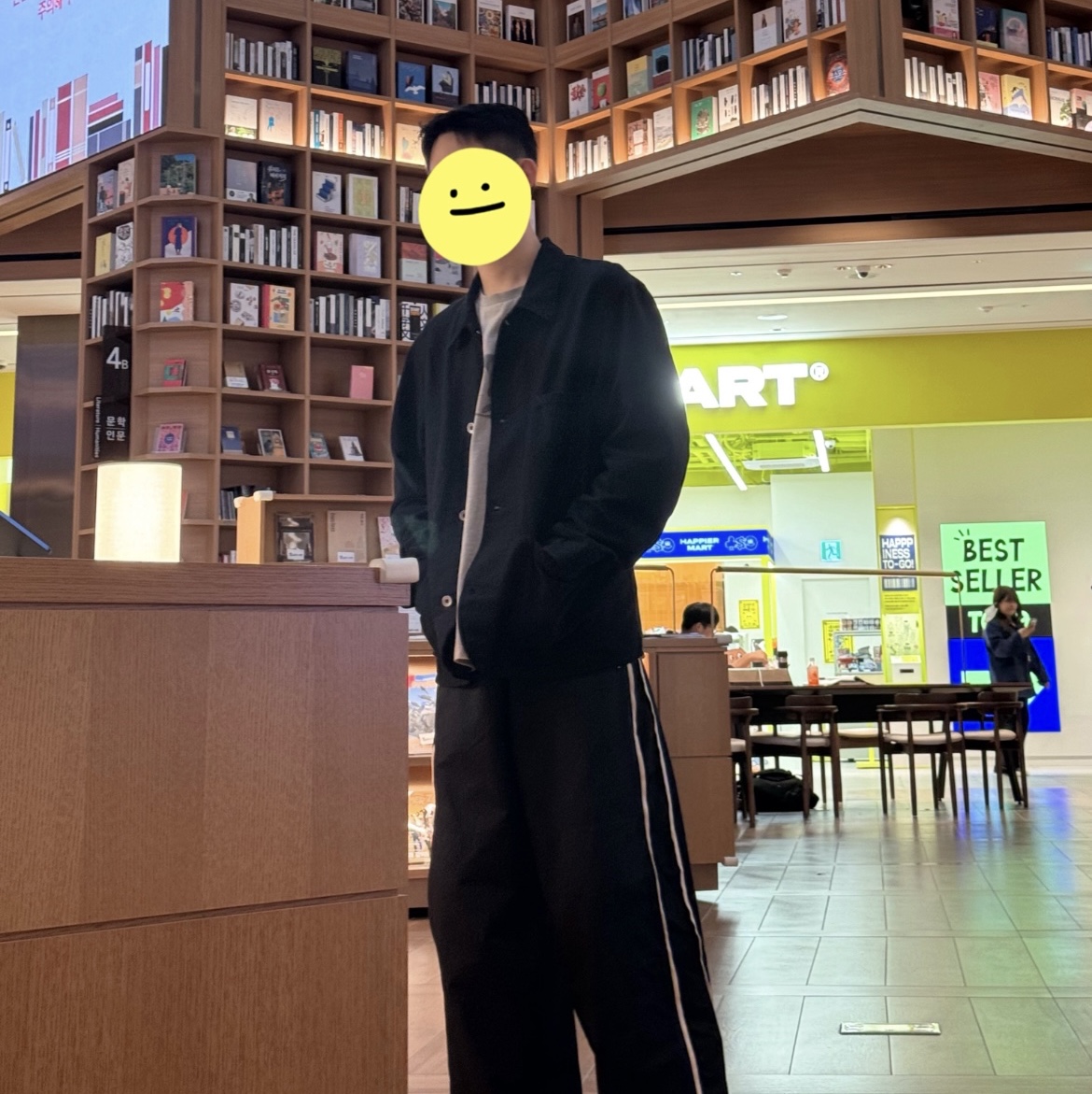 폴리테루 초어 자켓 (커버올 자켓) 23 ver. 블랙, 폴리테루 1011 나일론 트랙 팬츠 다크 네이비 - 24SS 착용 스타일 - 1