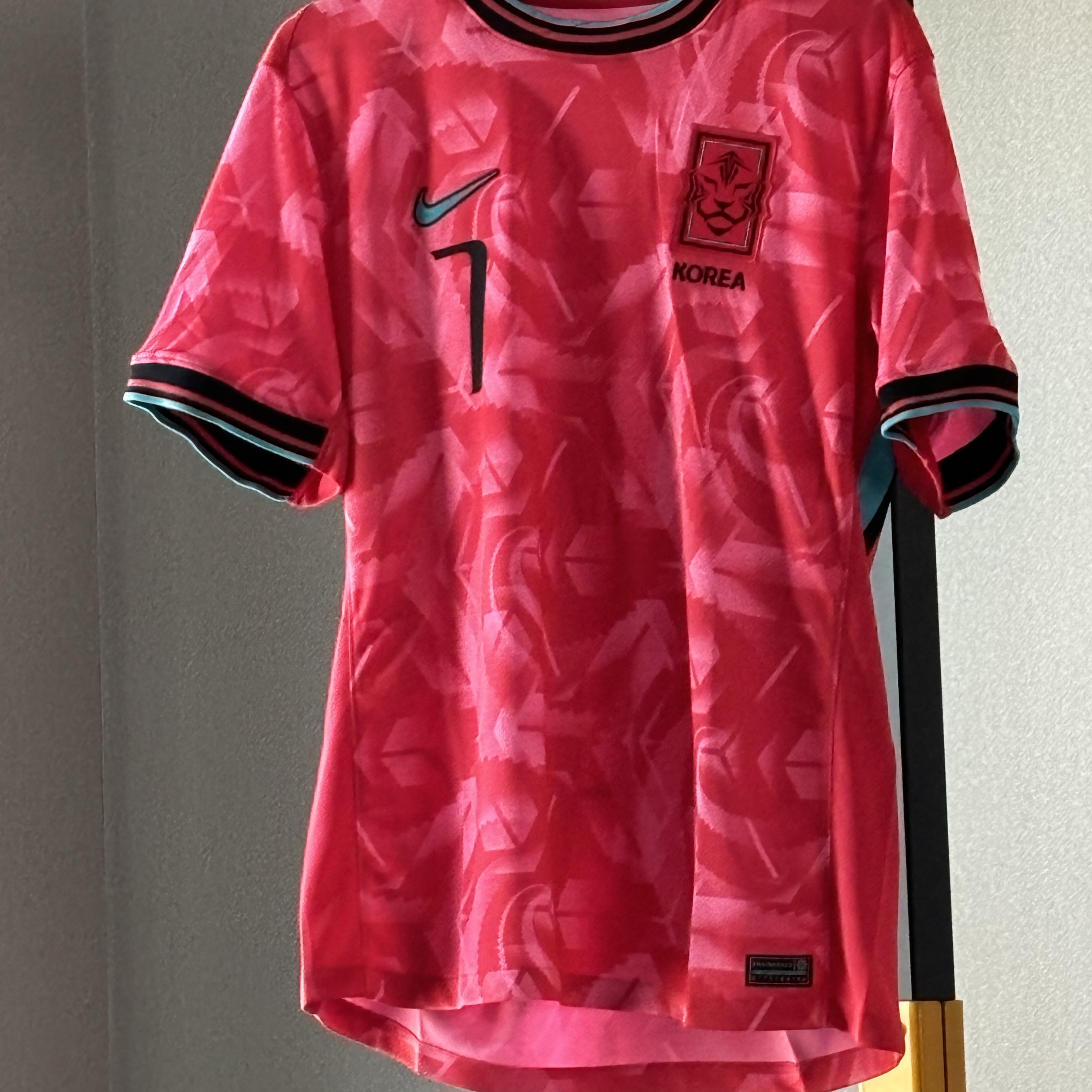 Nike Korea 2023/24 Dri-Fit Stadium Home Replica Jersey Black Global Red - Asia (Non Marking Ver.) 착용 스타일