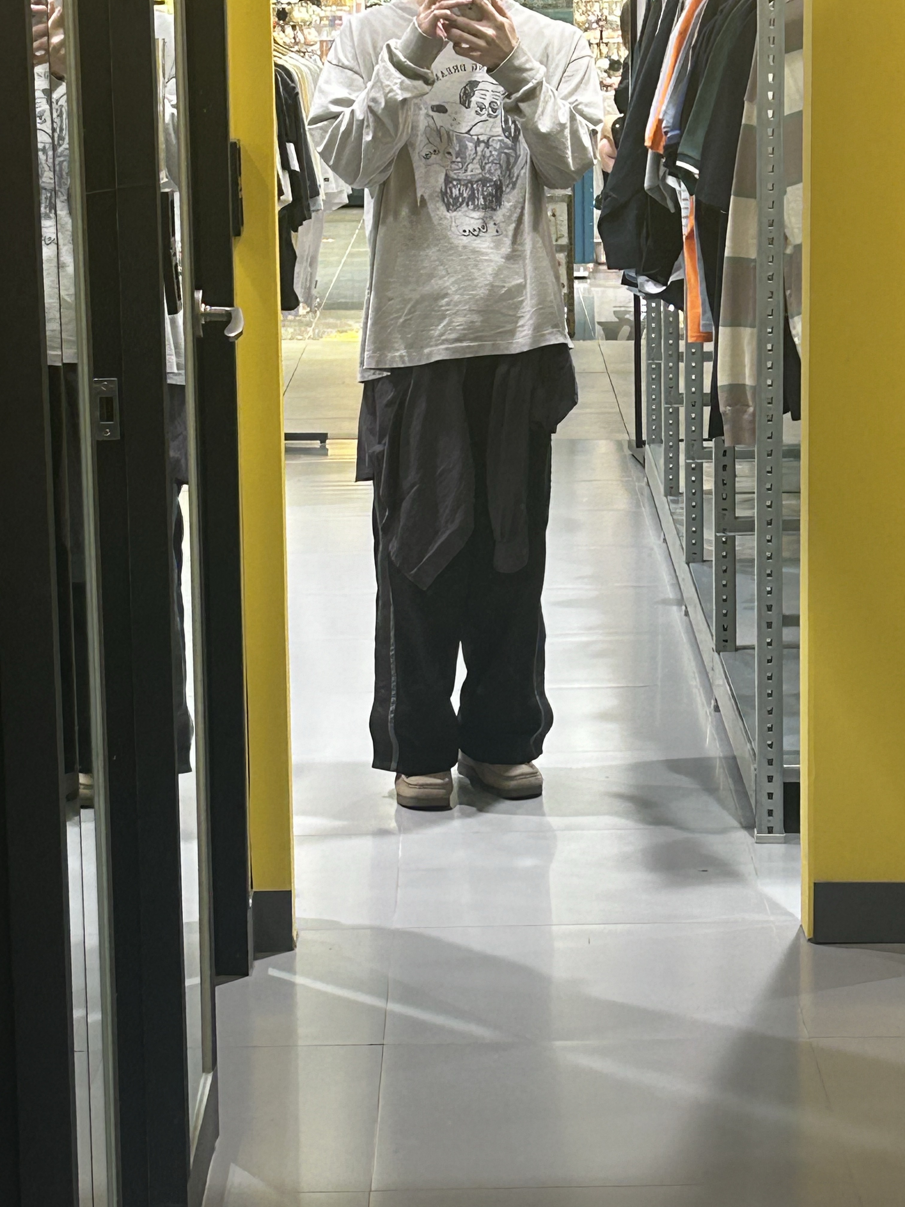 Polyteru Tenco Loosed Shirt 2.0 Dyed Purple Gray, GU Real Leather Moccasin Shoes Beige 착용 스타일 - 2