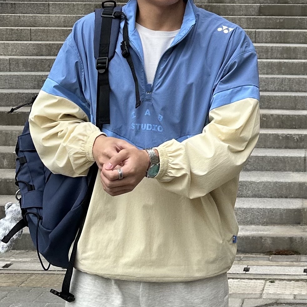 IAB Studio x Yonex Woven Pullover Blue, Casio MTP-B145D-2A1V 착용 스타일 - 1