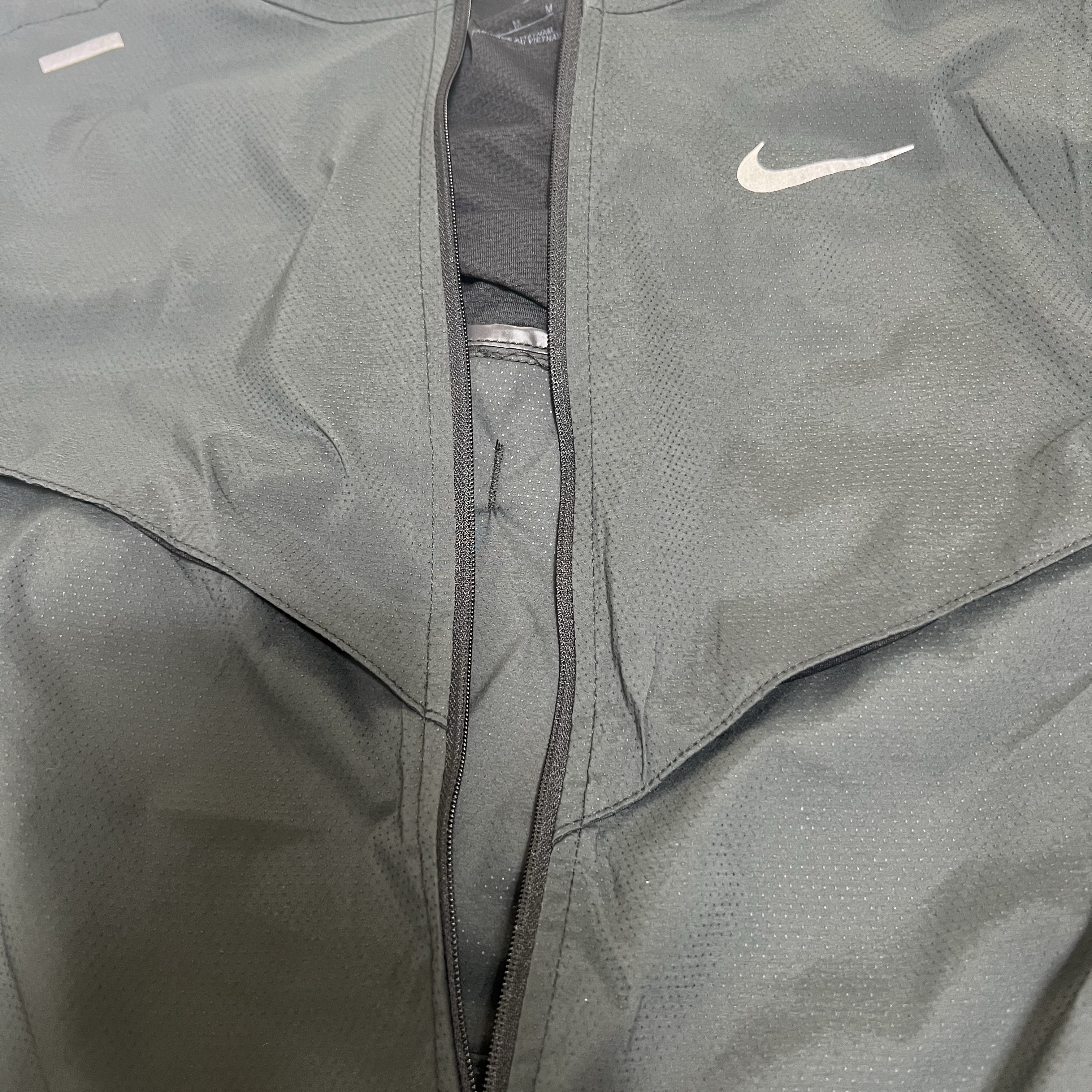 Nike Windrunner Running Jacket Black - Asia 착용 스타일