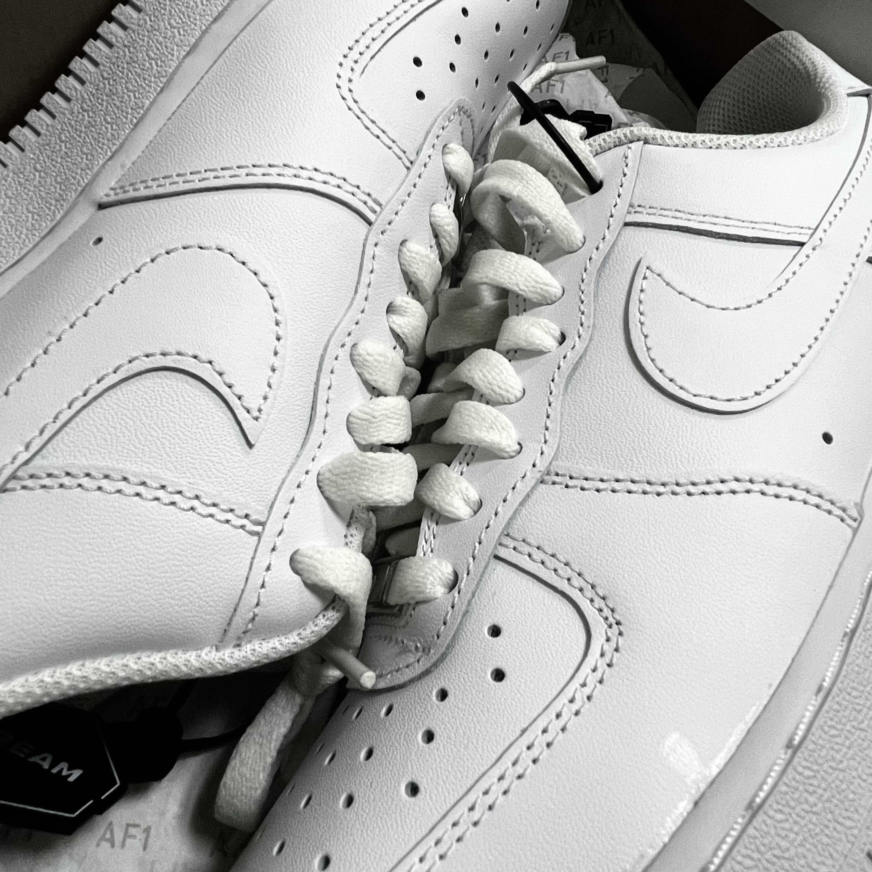 Nike Air Force 1 '07 Low White 착용 스타일
