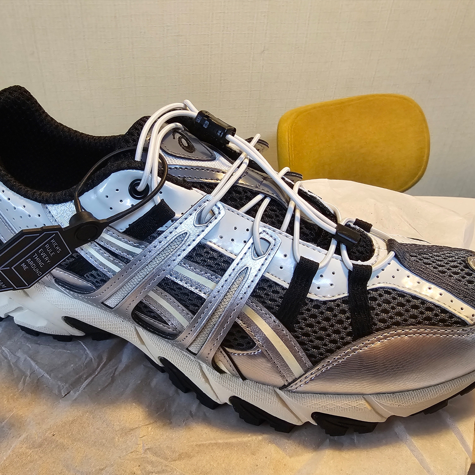 Asics Unlimited Gel-Sonoma 15-50 Steel Grey Pure Silver 착용 스타일