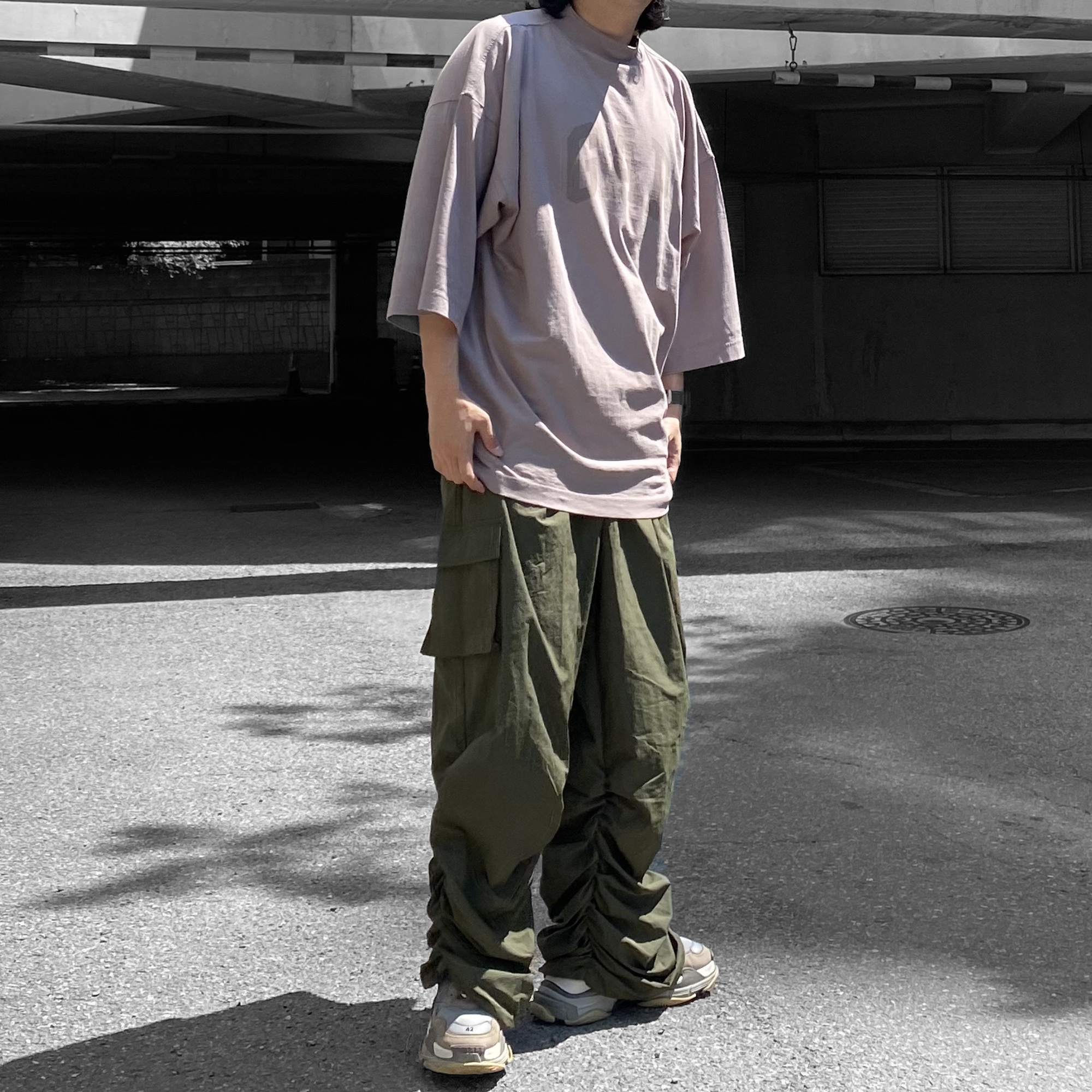 Yeezy Gap Engineered By Balenciaga Dove 3/4 Sleeve T-Shirt Beige 착용 스타일 - 3