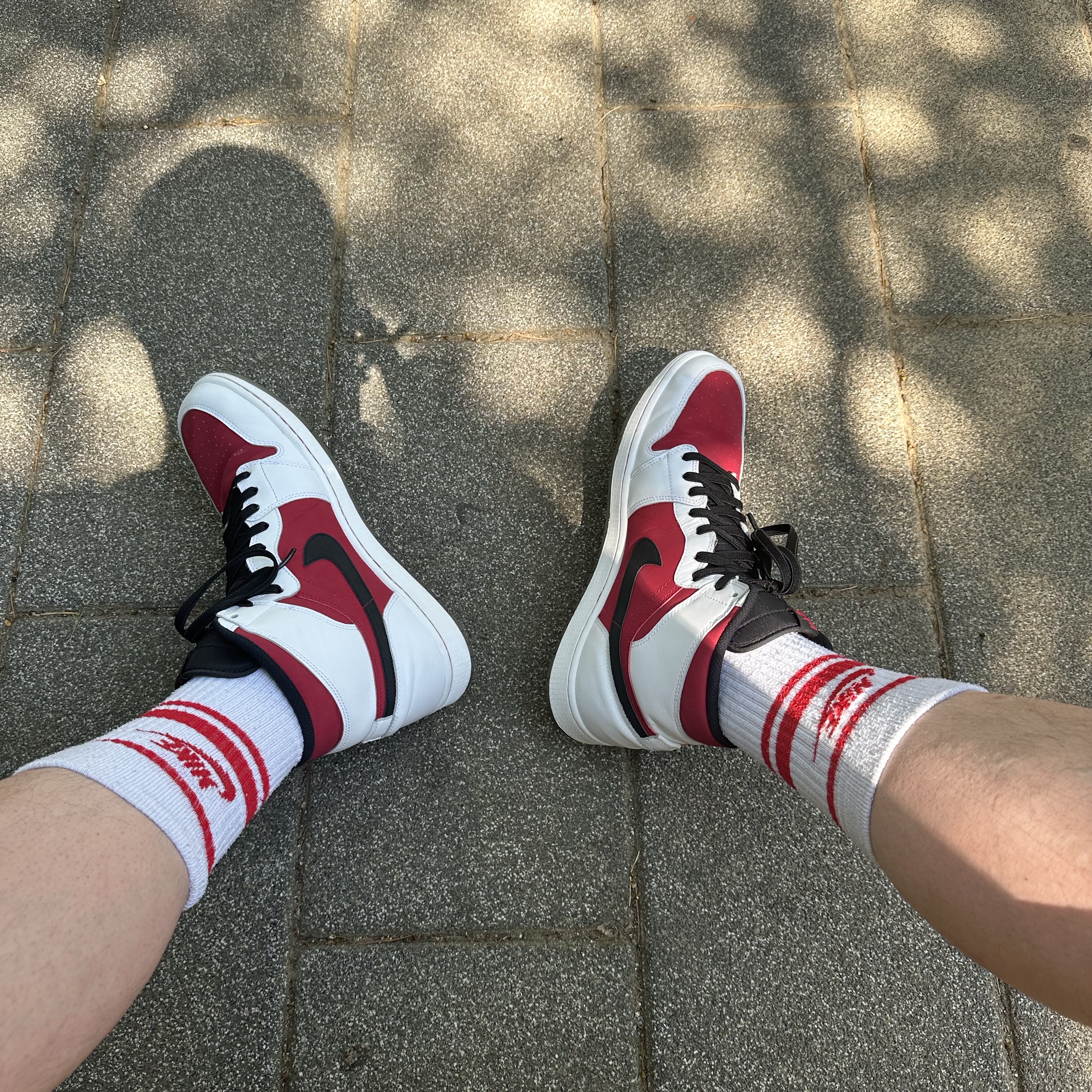 Jordan 1 Retro Carmine 2014 착용 스타일 - 2