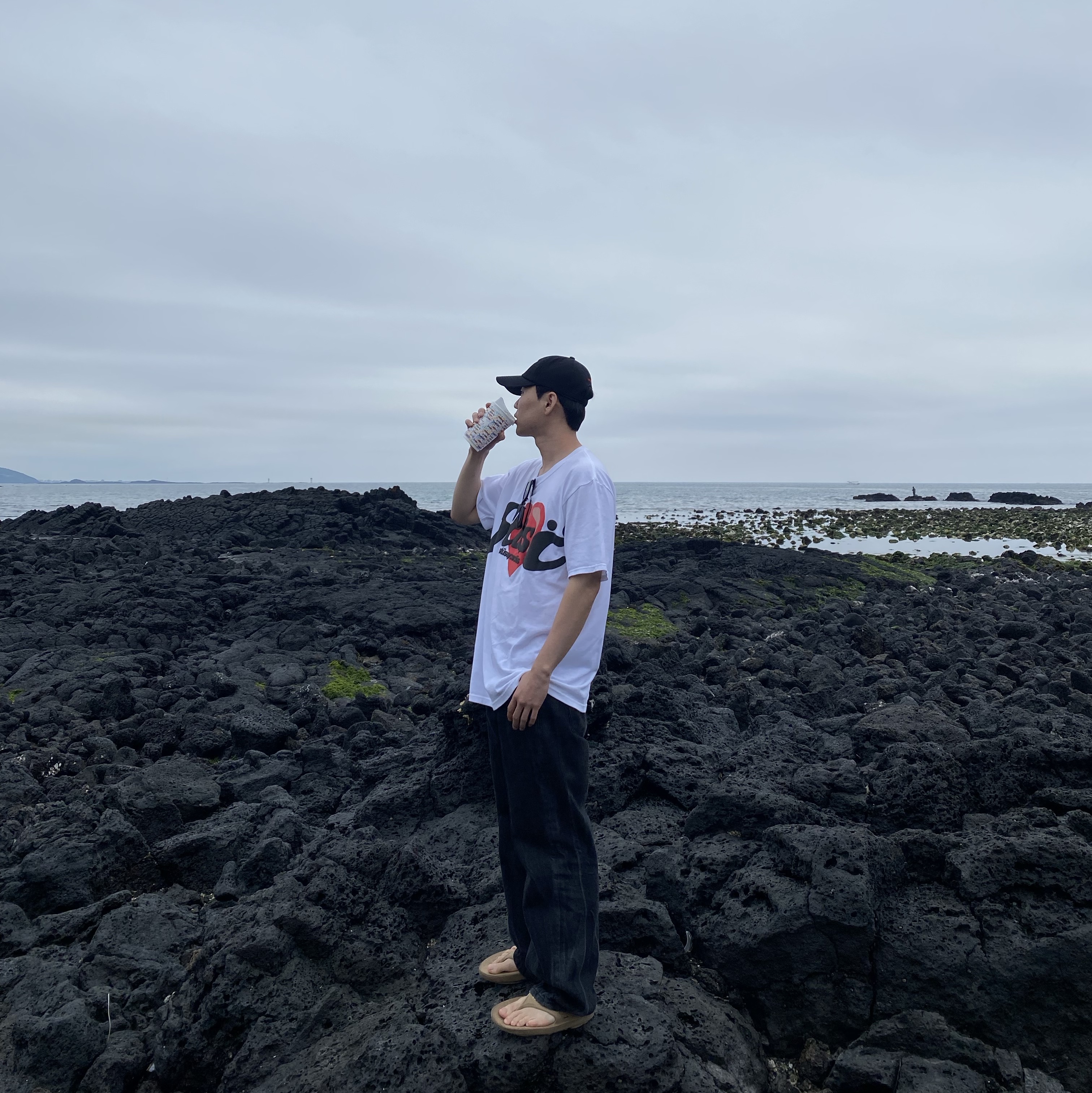 Stussy x Cactus Plant Flea Market Heart T-Shirt 착용 스타일