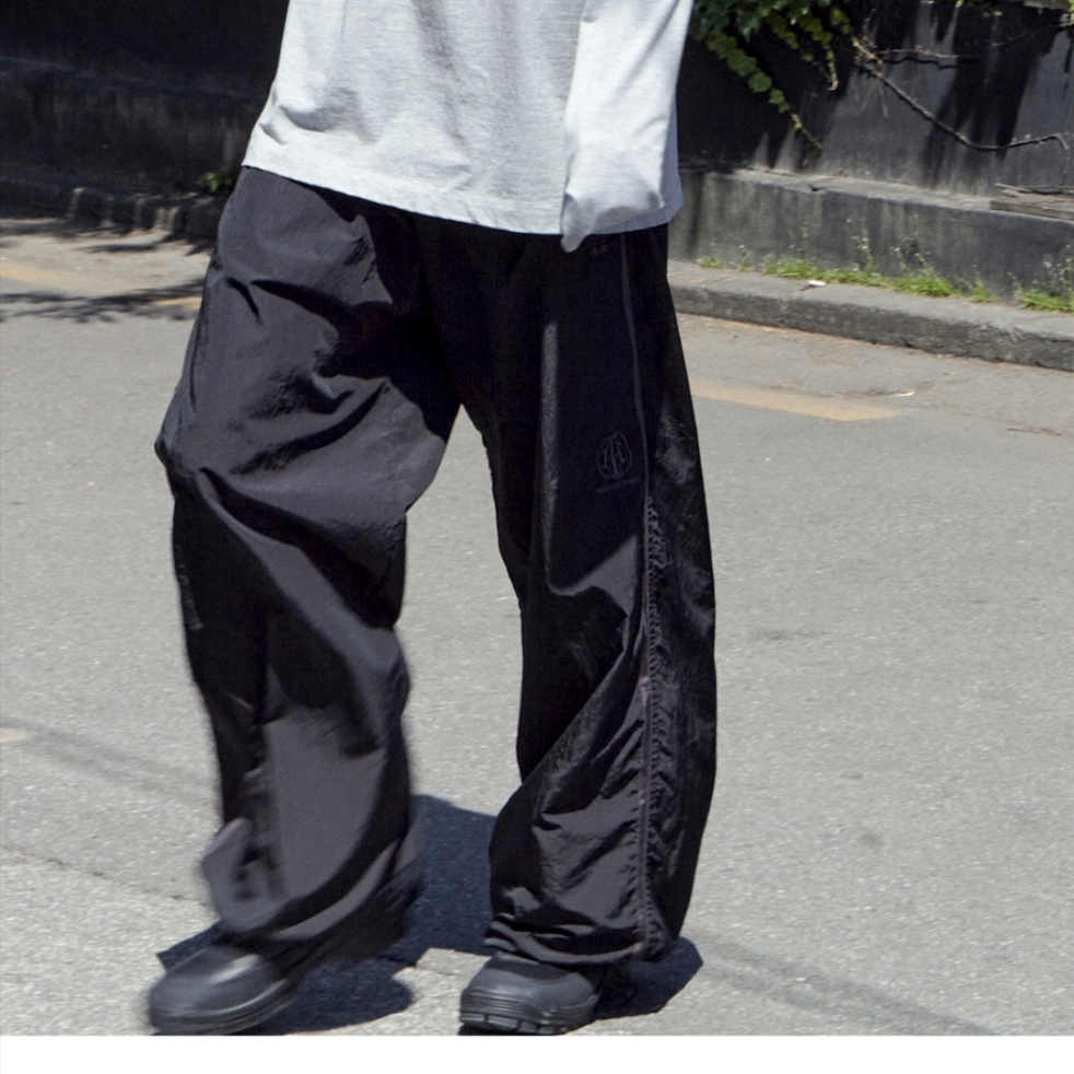 Nike x Bode Astrograbber SP Black and Coconut Milk, Polyteru Human Index Index Track Pants Black/Purple 착용 스타일 - 2