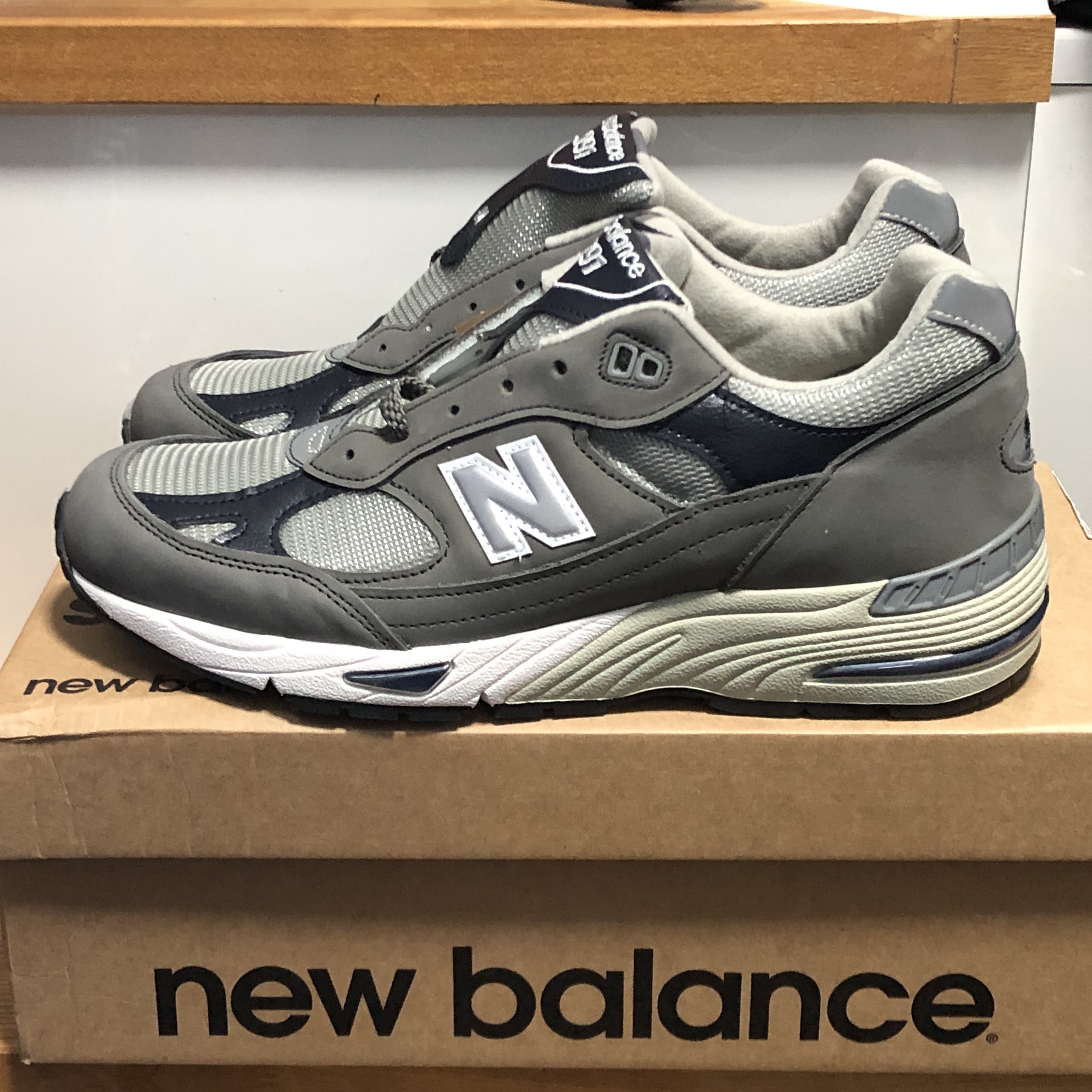 New Balance 991 Made in UK Castlerock Navy 착용 스타일