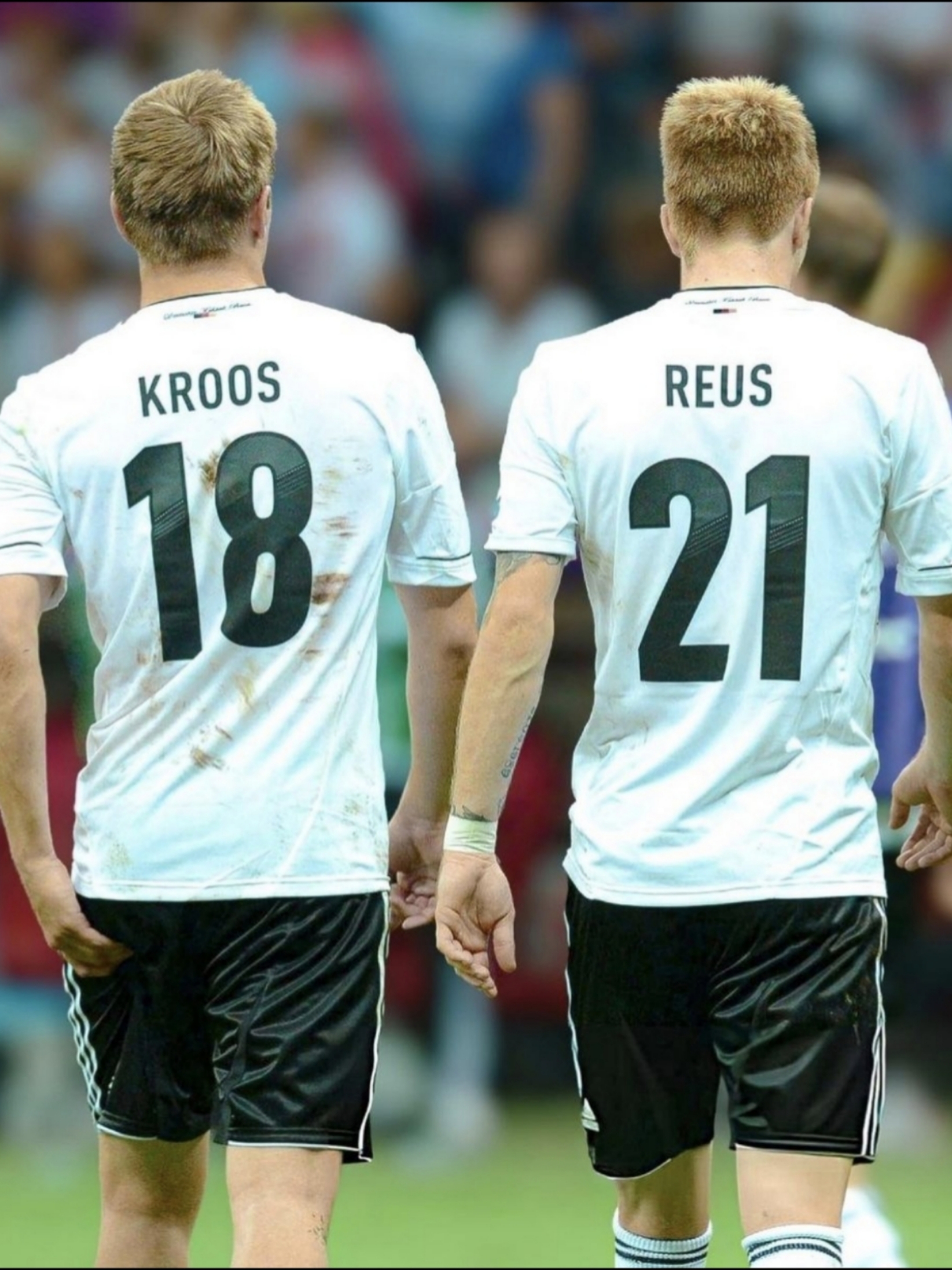 Adidas 11Pro Toni Kroos FG Cloud White Solar Blue 착용 스타일 - 6