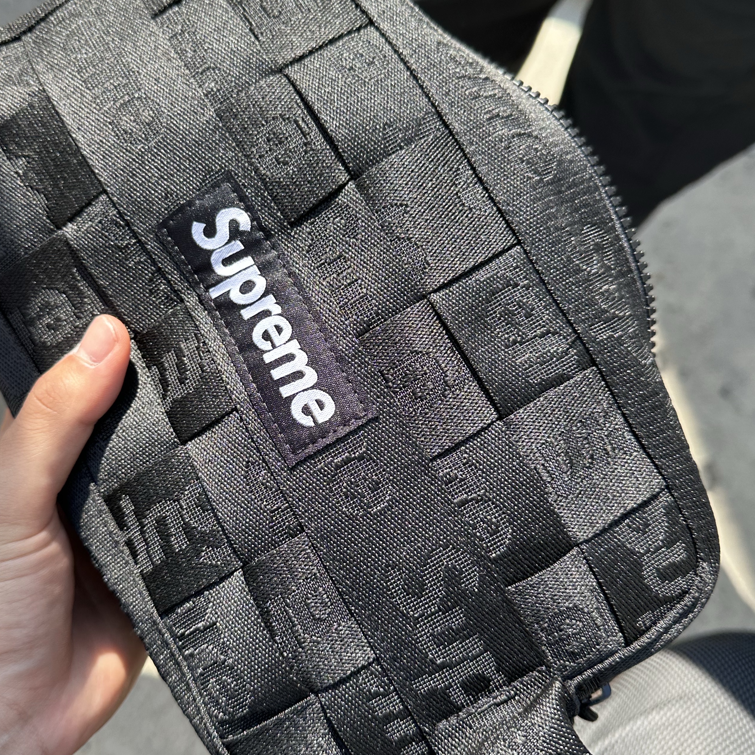 Supreme Woven Utility Bag Black - 24SS 착용 스타일