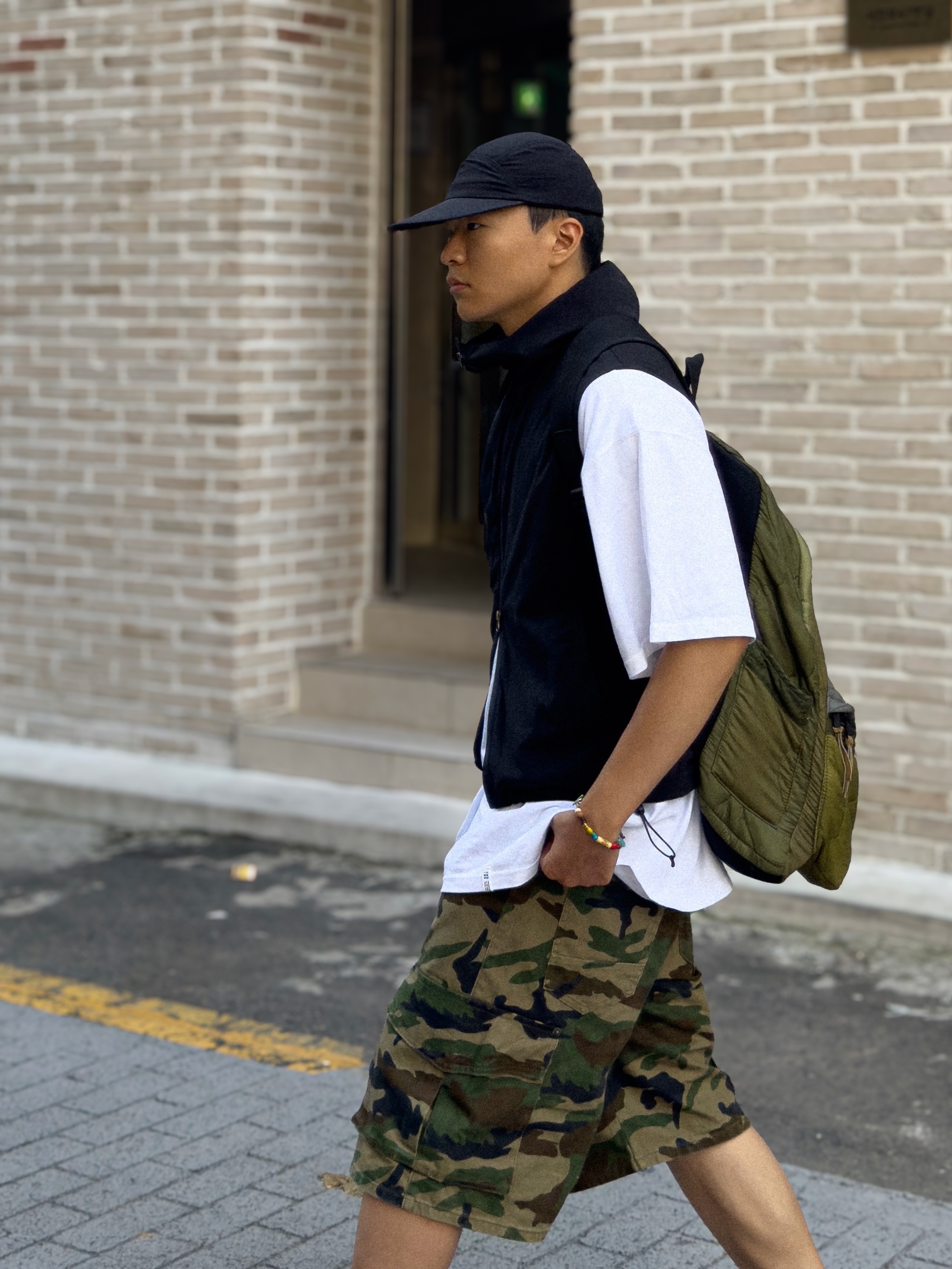 Reebok Beatnik Triple Black, TOWTOW.ARCHIVE Paisley Symbol Bracelet Turquoise 착용 스타일 - 3