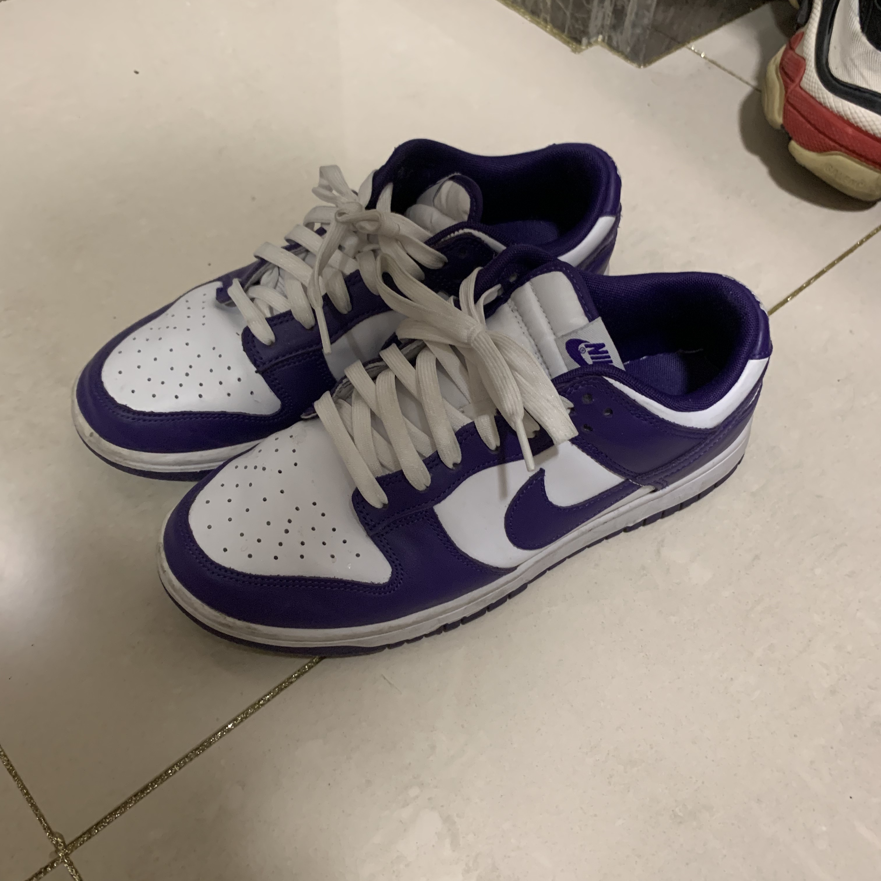 Nike Dunk Low Retro Championship Court Purple 착용 스타일