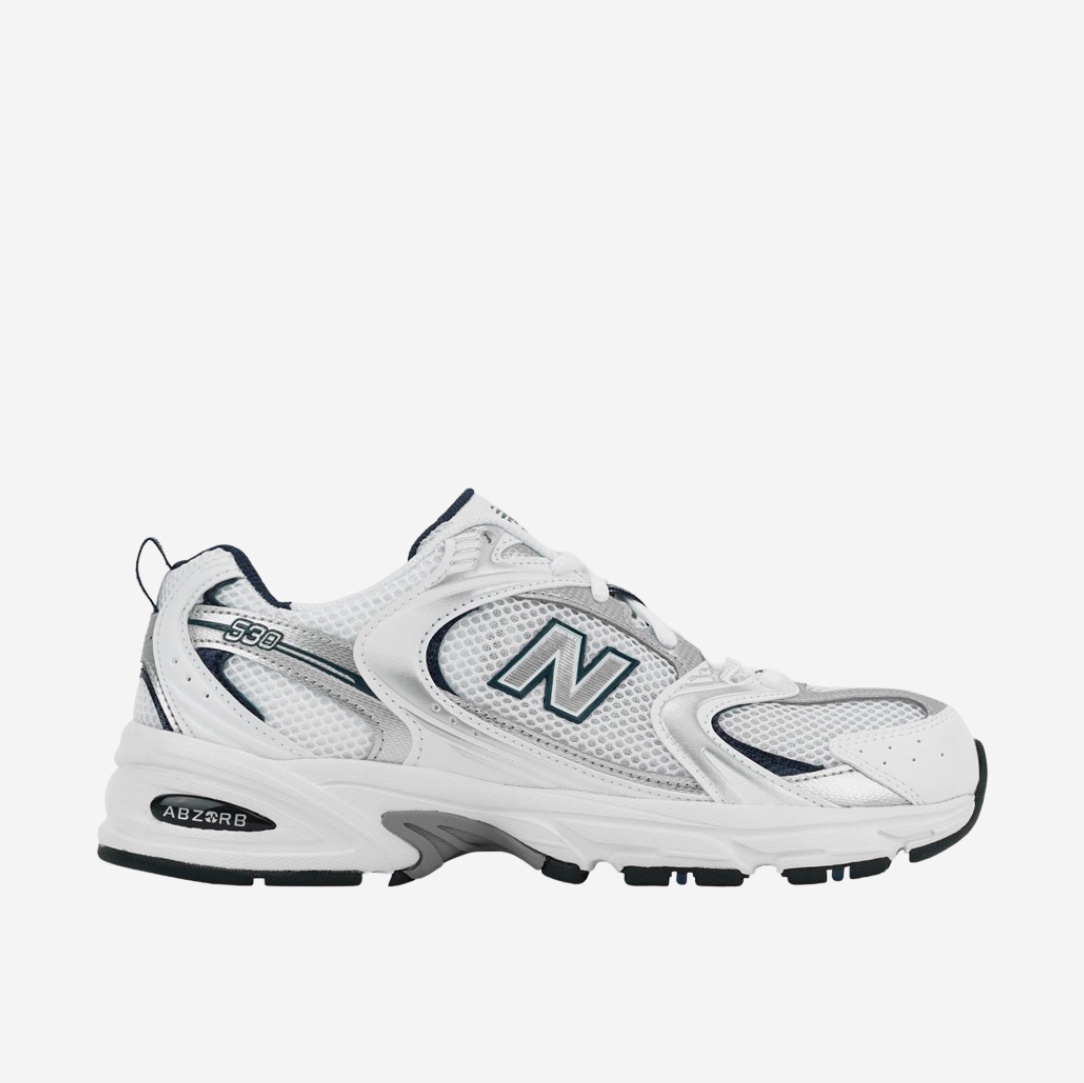 New Balance 530 White 착용 스타일