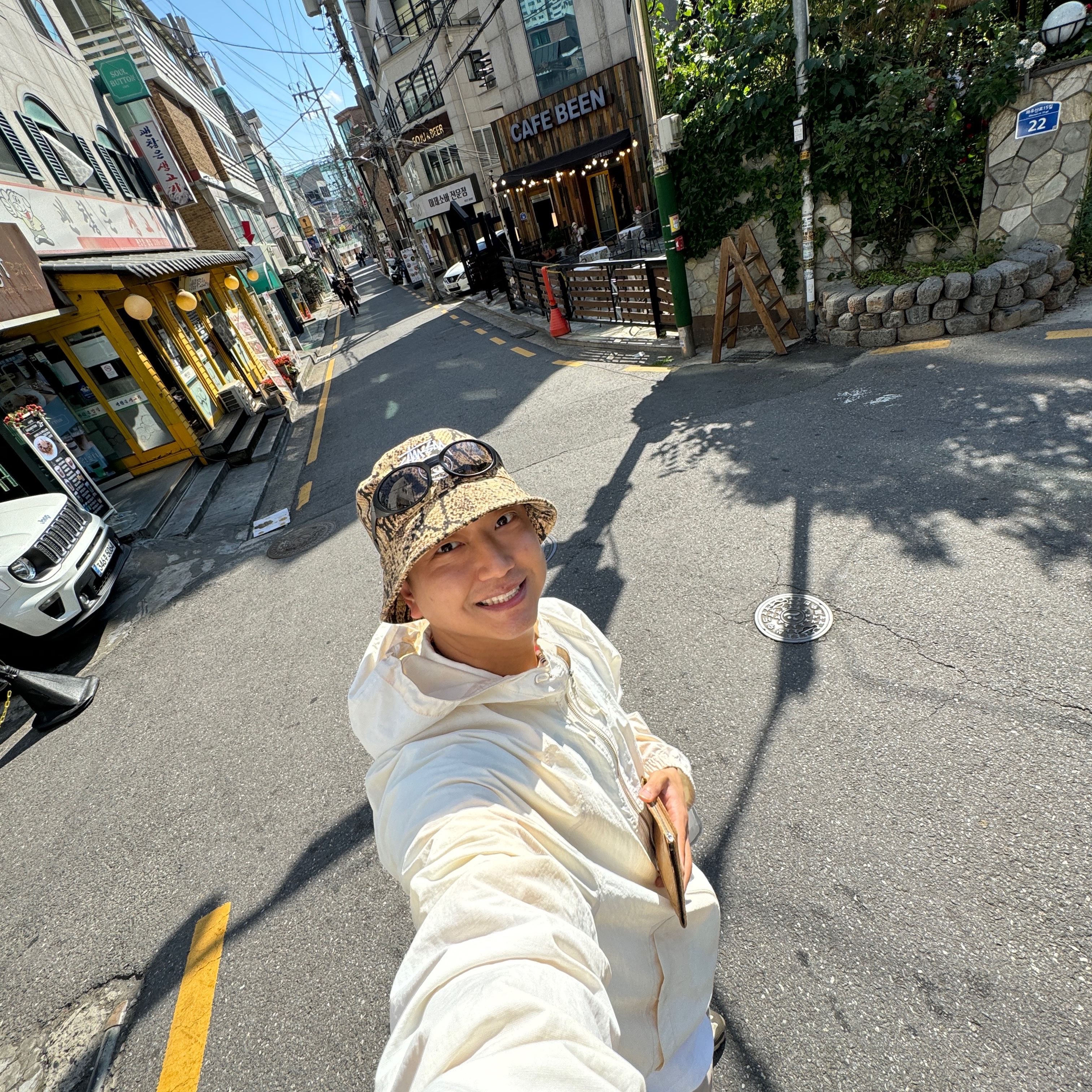 Oakley Eye Jacket Redux Matte Black Frame Prizm Grey Lenses High Bridge Fit, Stussy Stock Lock Deep Bucket Hat Brown 착용 스타일 - 5