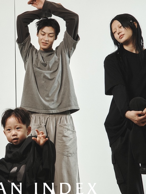 Polyteru Human Index Human Regular 1/2 T-Shirt Dyed Gray, Polyteru Human Index Human Rain Pancho Hoodie Black 착용 스타일 - 2