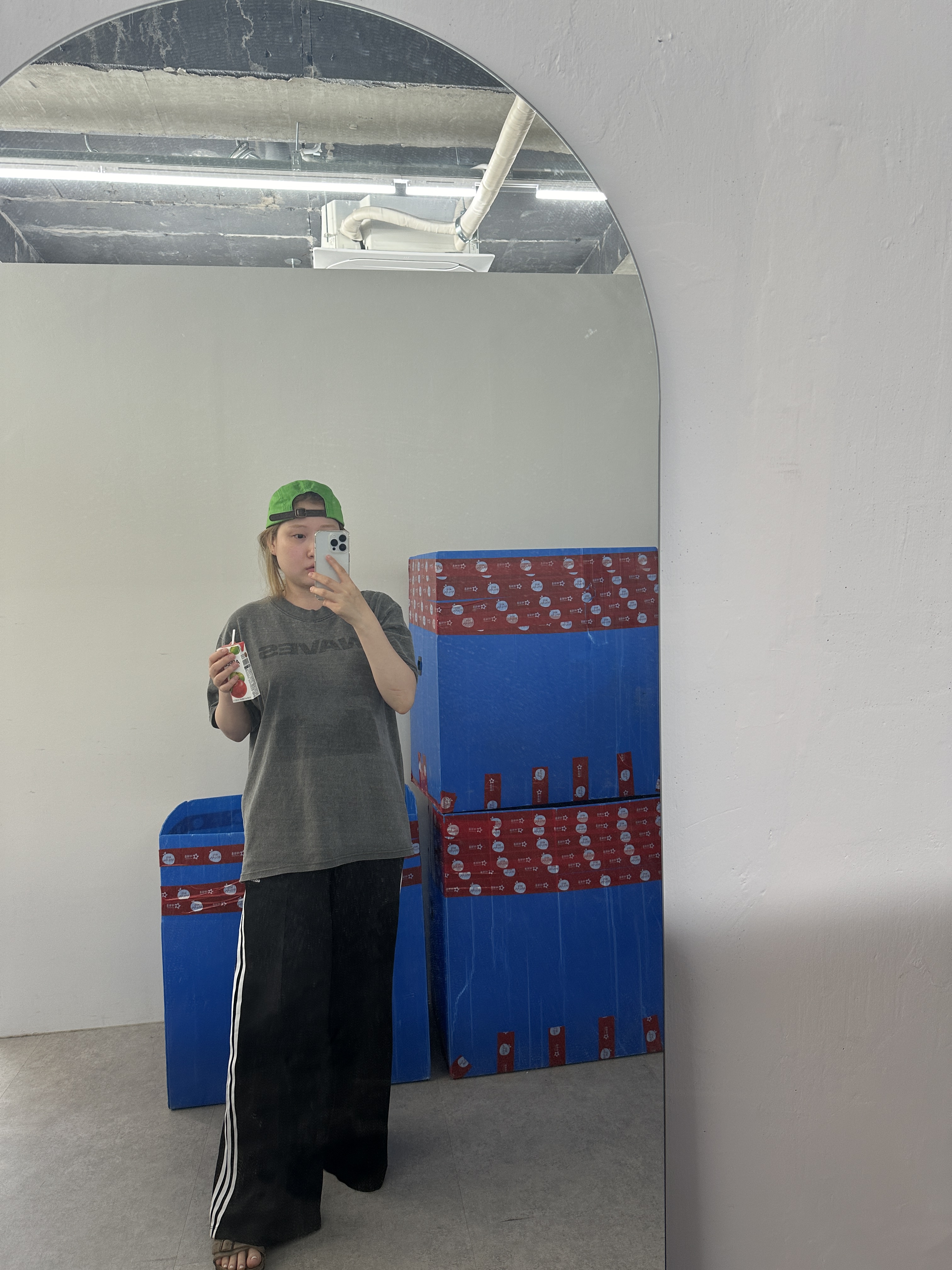 Supreme Washed Chino Twill Camp Cap Green - 24SS, (W) Adidas Originals Firebird Loose Track Pants Black - KR Sizing 착용 스타일