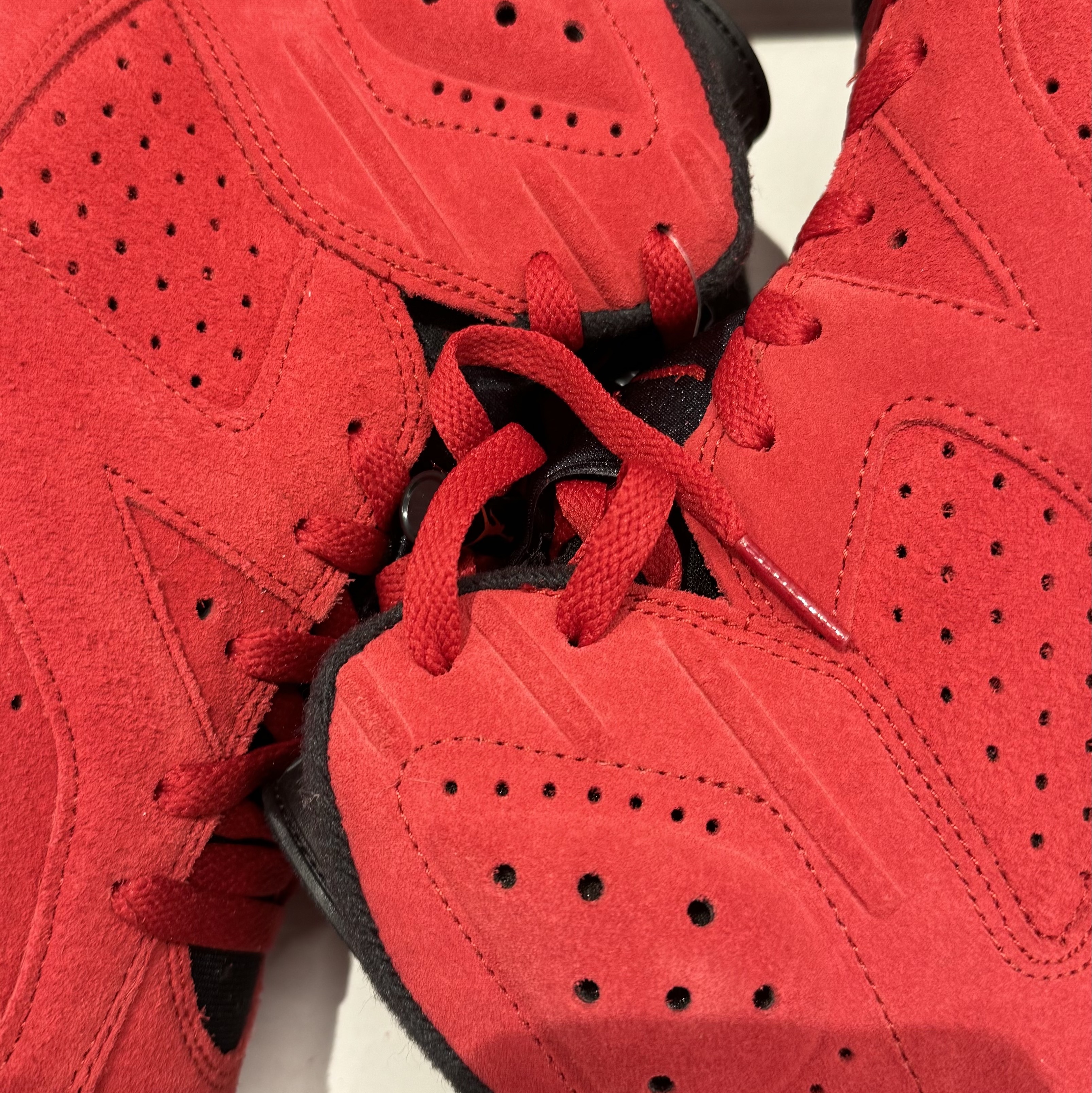Jordan 6 Retro Toro Bravo 착용 스타일
