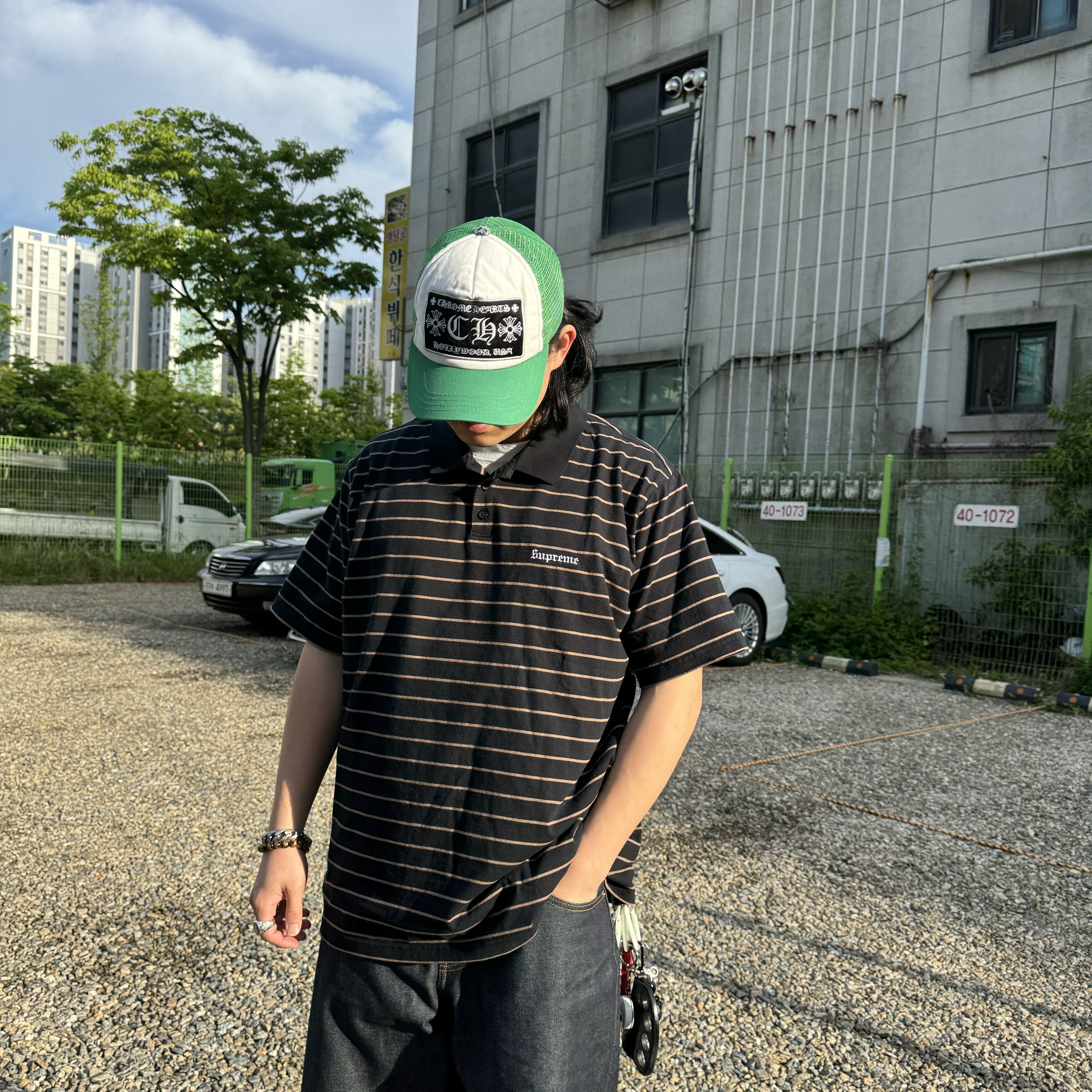 Supreme Our Lady Work Shirt Black - 24SS, Chrome Hearts CH Hollywood Trucker Hat Black White μ°©μ© μ€νμΌ - 2