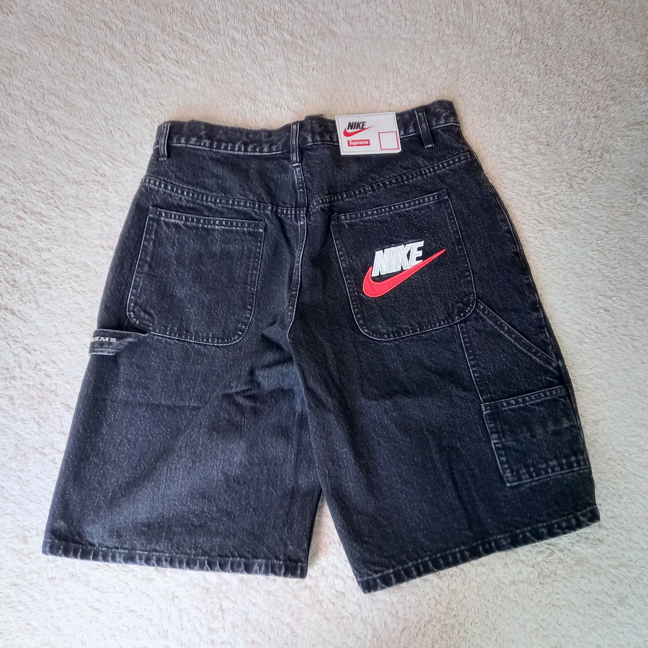 Supreme x Nike Denim Short Black - 24SS 착용 스타일 - 1