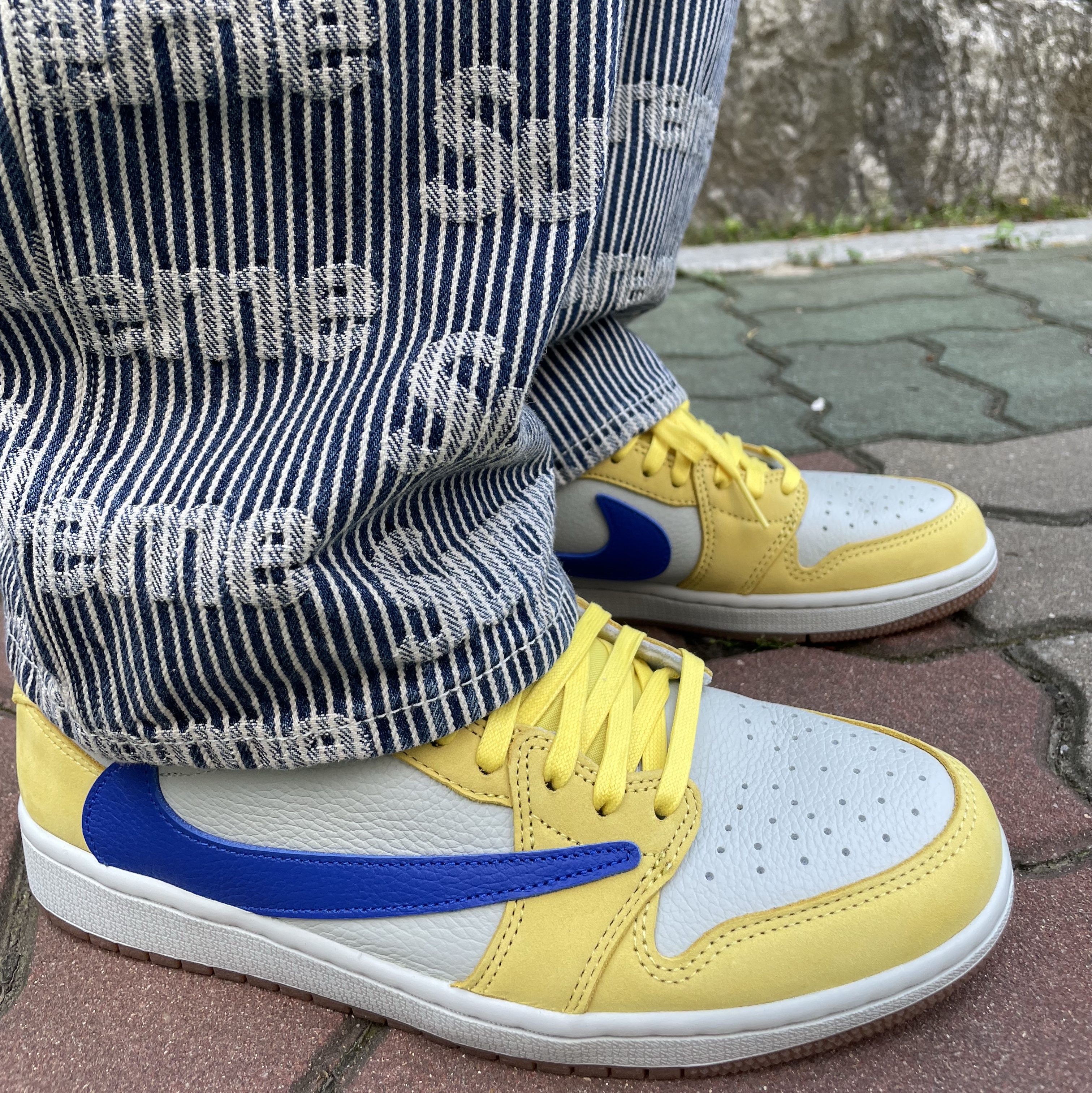 Supreme Denim Painter Pants Stripe - 24SS, Supreme x MM6 Maison Margiela Box Logo T-Shirt White - 24SS 착용 스타일 - 4