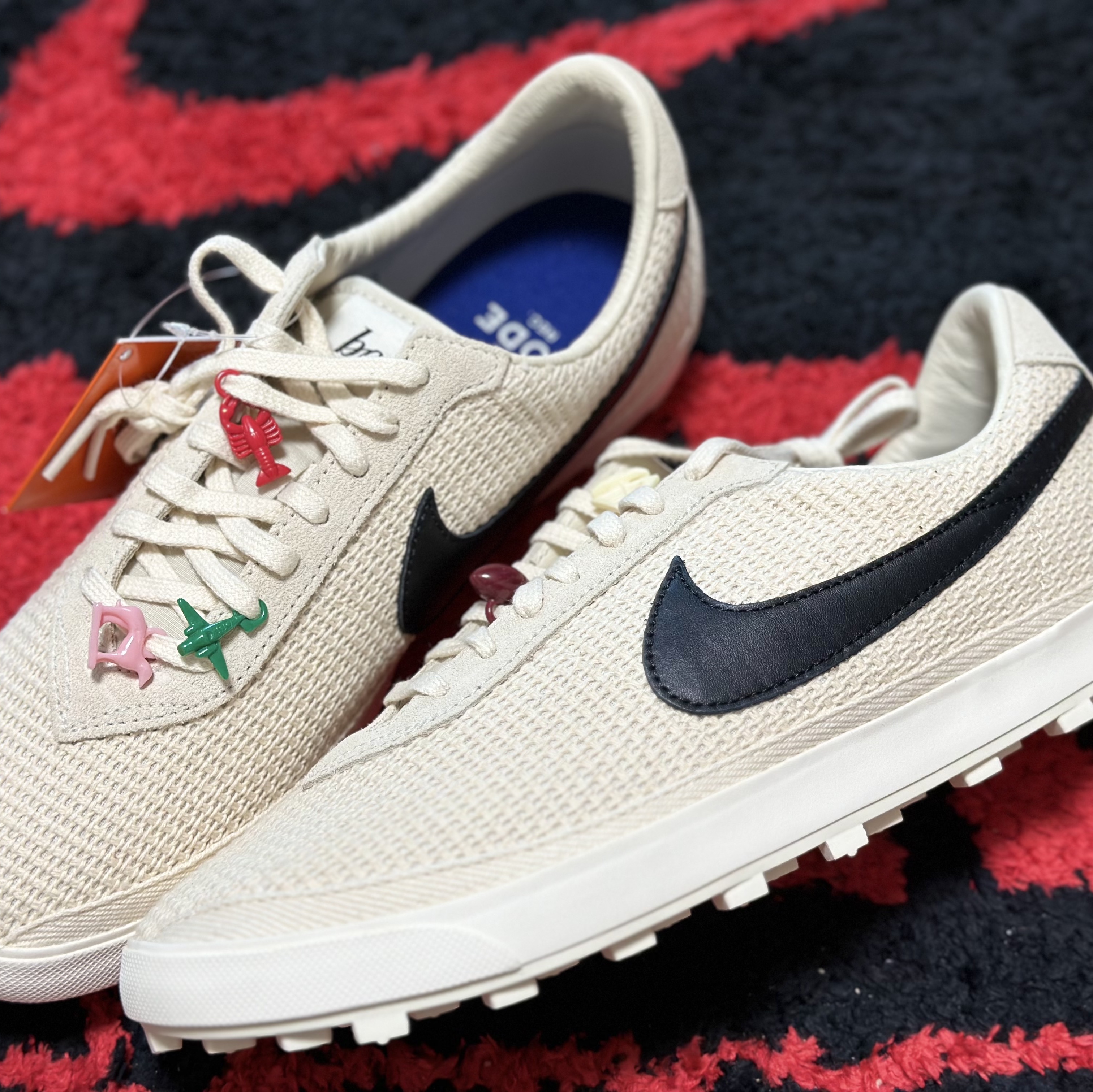 Nike x Bode Astrograbber SP Light Cream and Black 착용 스타일