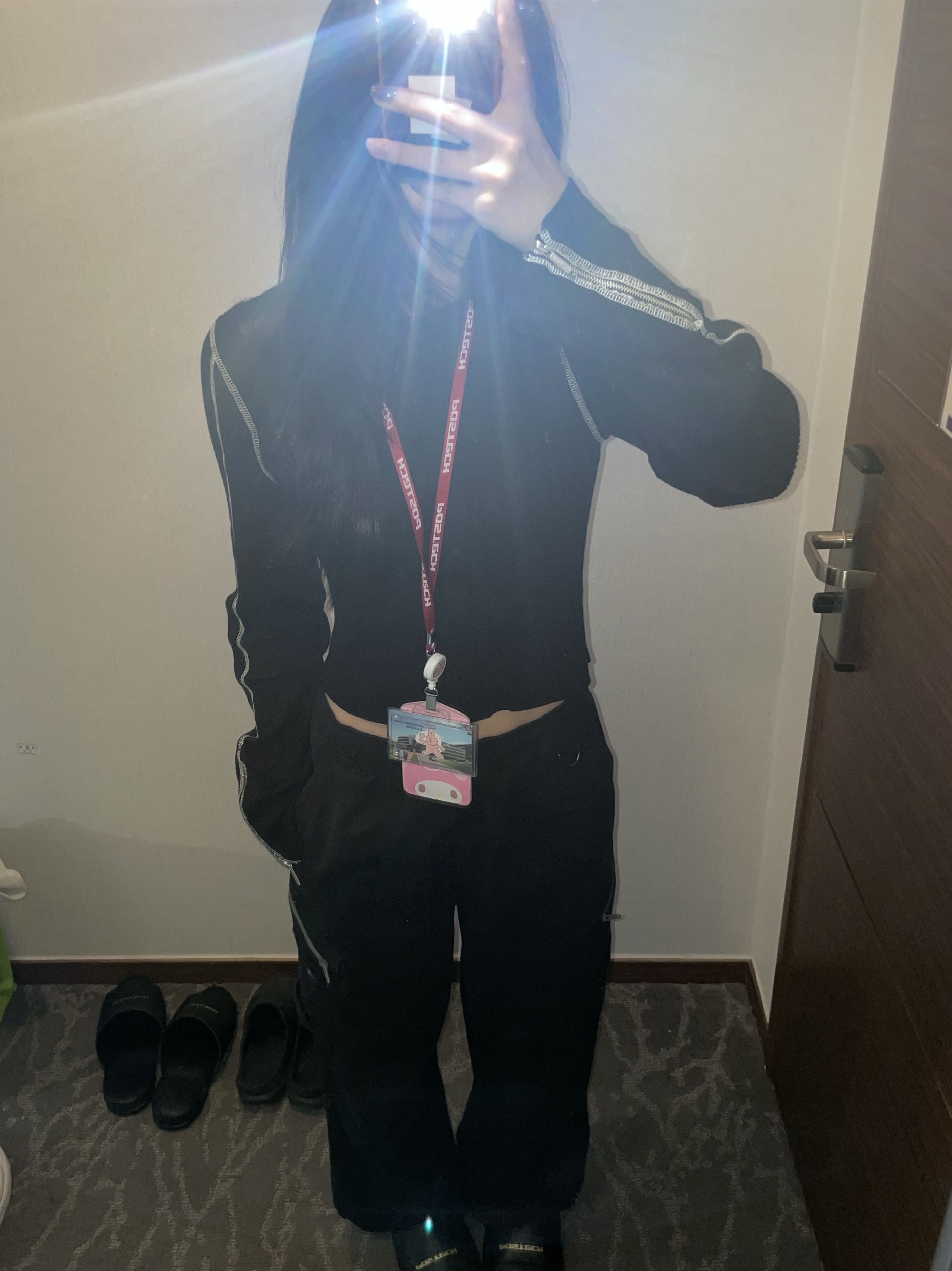 (W) Mischief Drawstring Pants Black 착용 스타일