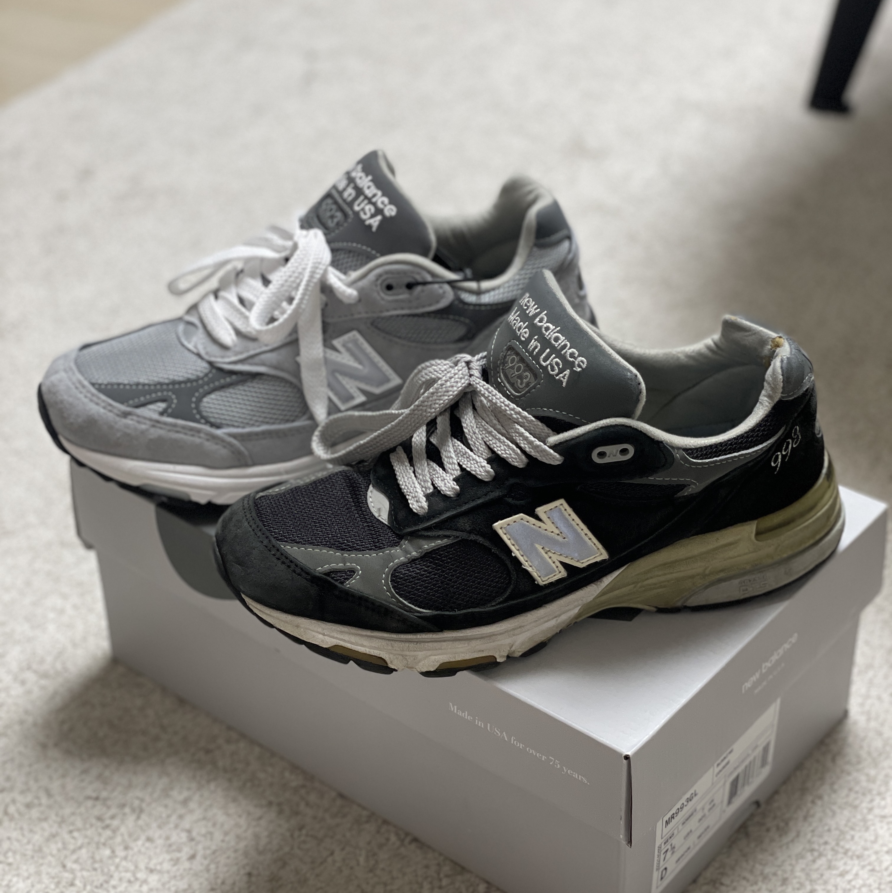 New Balance 993 Made in USA Grey - D Standard, New Balance 993 Made in USA Black - D Standard 착용 스타일 - 3
