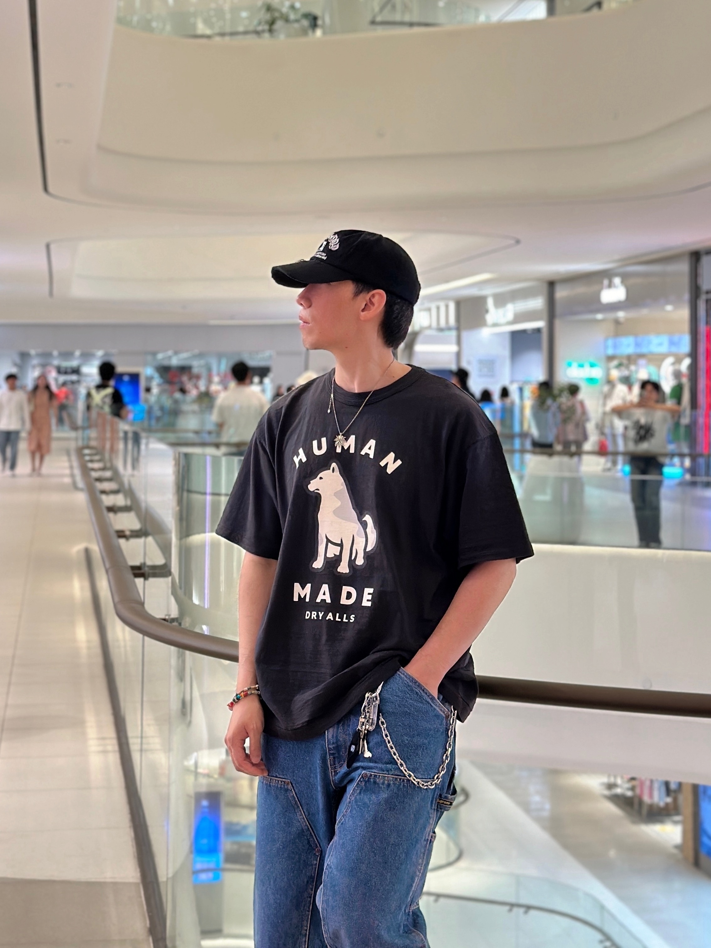 Human Made Worksout 20th Anniversary Jindo Dog Graphic T-Shirt Black, Supreme Double Knee Painter Pant Washed Indigo - 24SS 착용 스타일