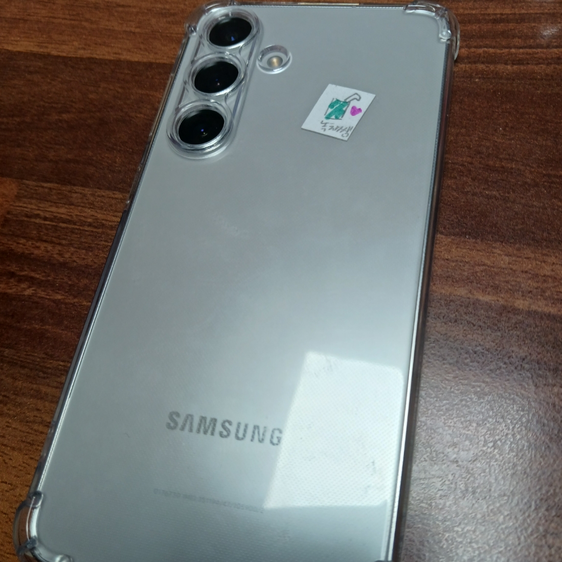 Samsung Galaxy S24 256GB Marble Grey (Korean Ver.) 착용 스타일