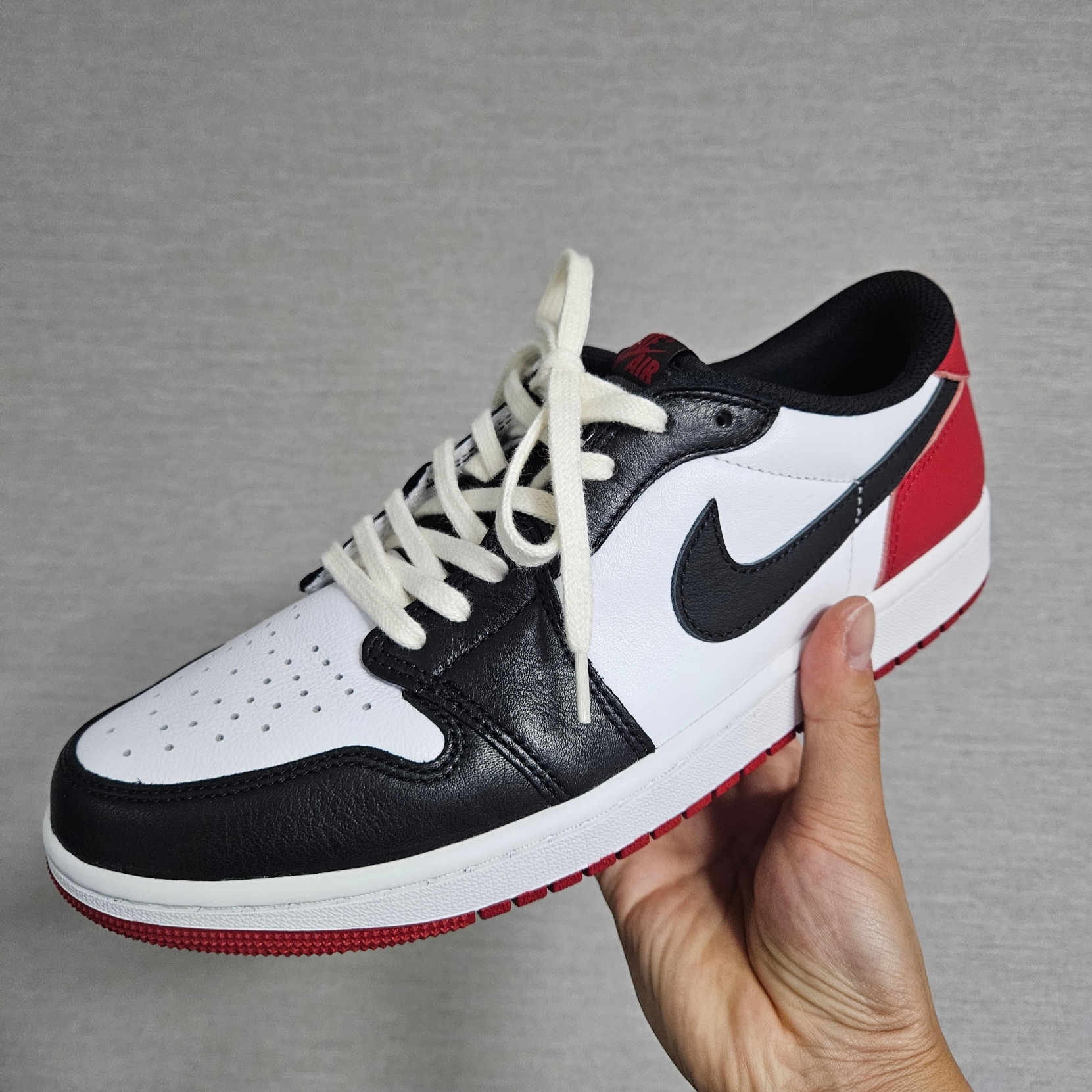 Jordan 1 Retro Low OG Black Toe 착용 스타일